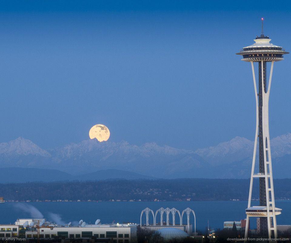 Download Full Moon And Seattle Space Needle Wallpaper For HTC Desire