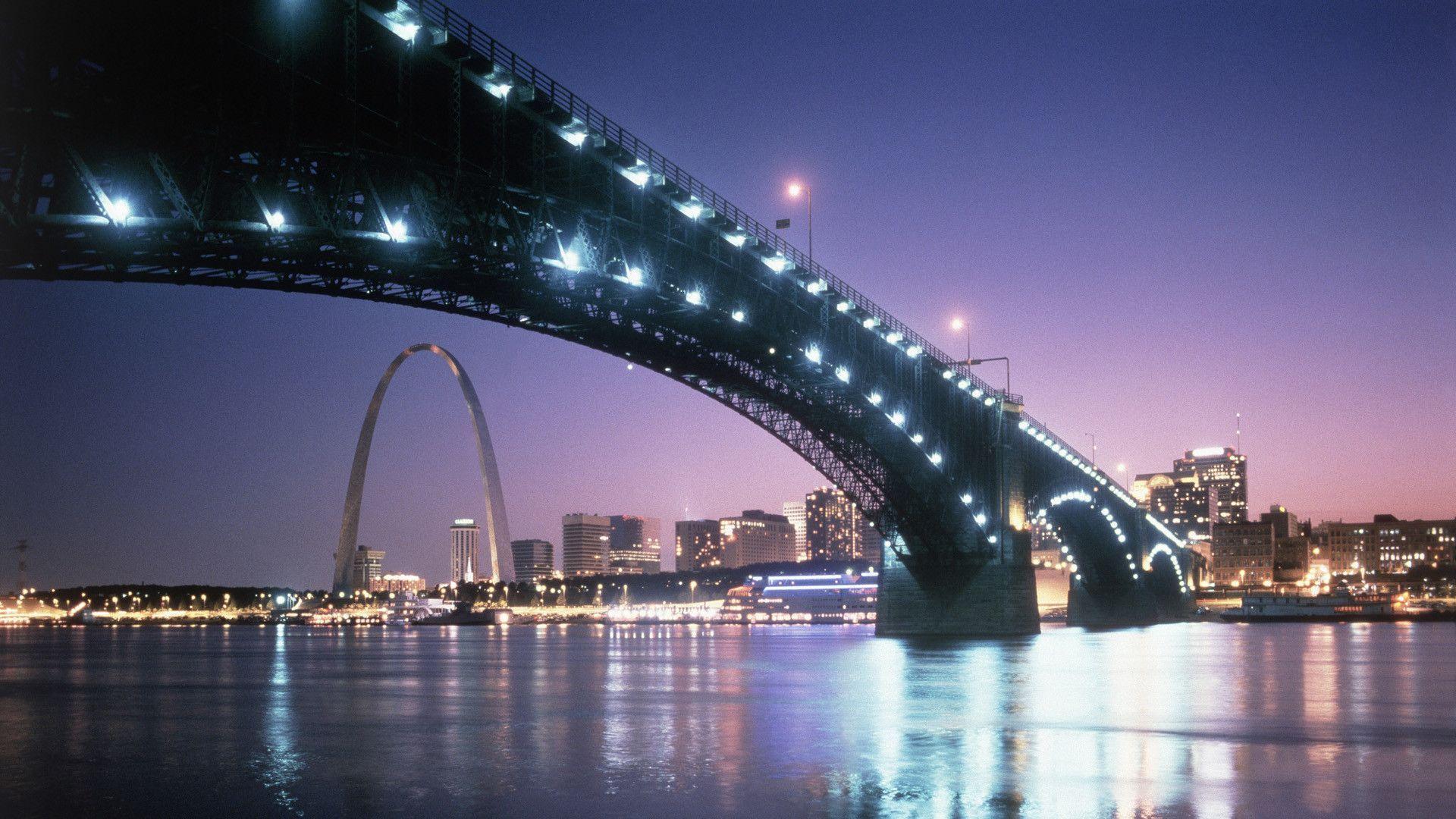 HD A Bridge At Night Into St. Louis Wallpaper