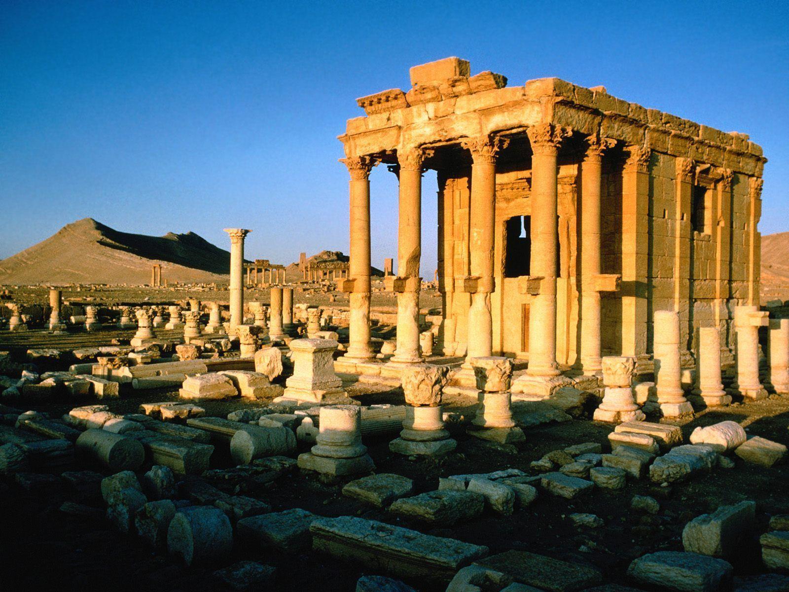 Palmyra Ruins, Syria wallpaper