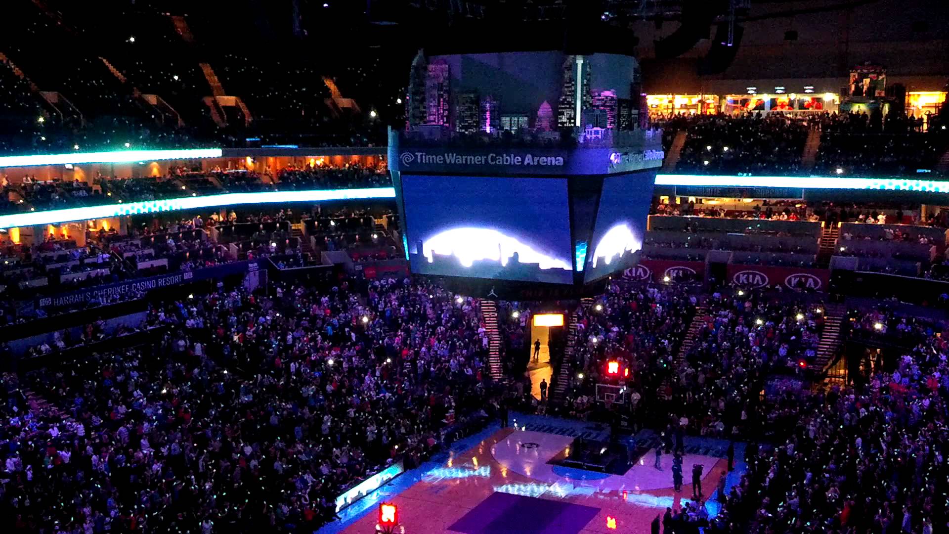 Charlotte Bobcats Hornets Identity Unveiling #UTAvsCHA 12 21 2013
