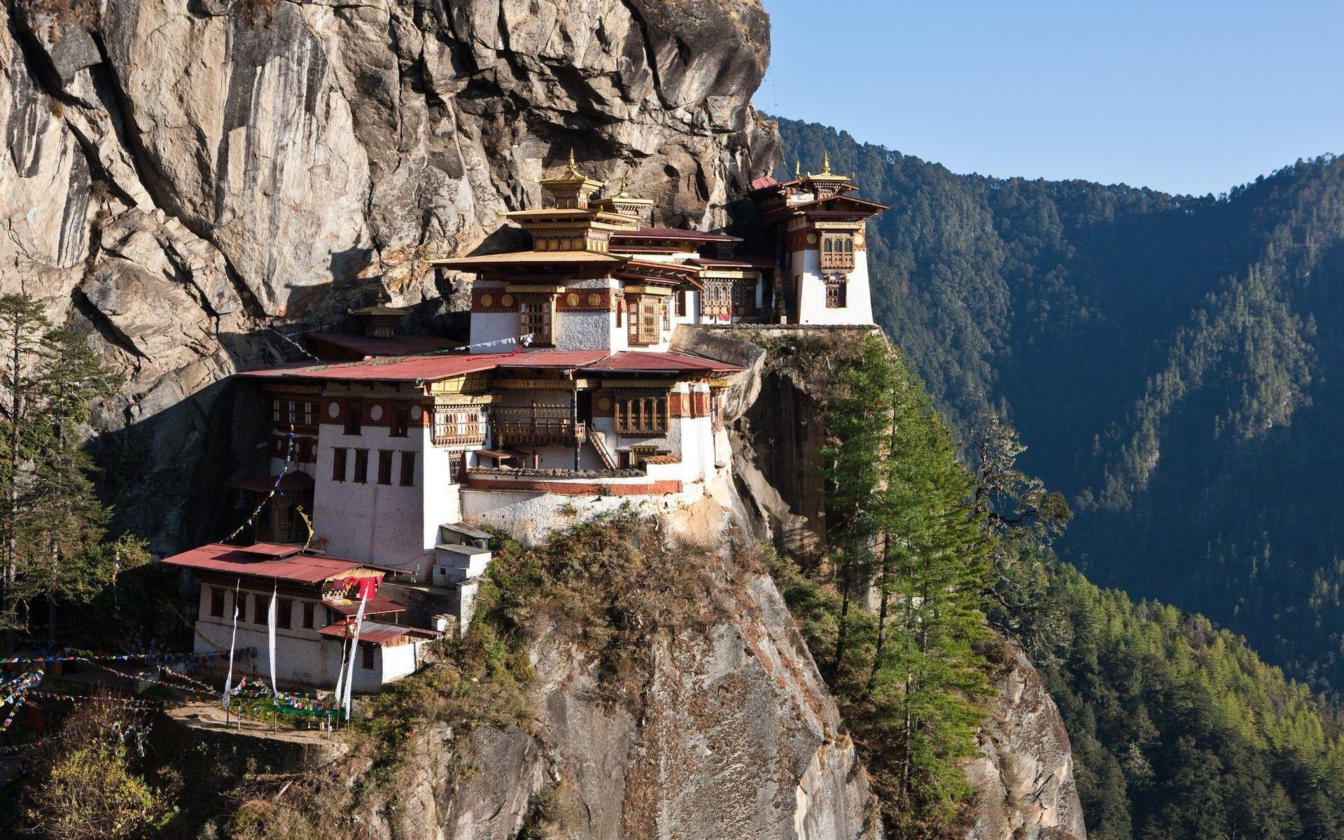 Bhutan buildings mountains valleys wallpaper