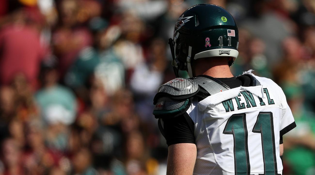 Eagles Redskins: Carson Wentz's Jersey Ripped (photos)
