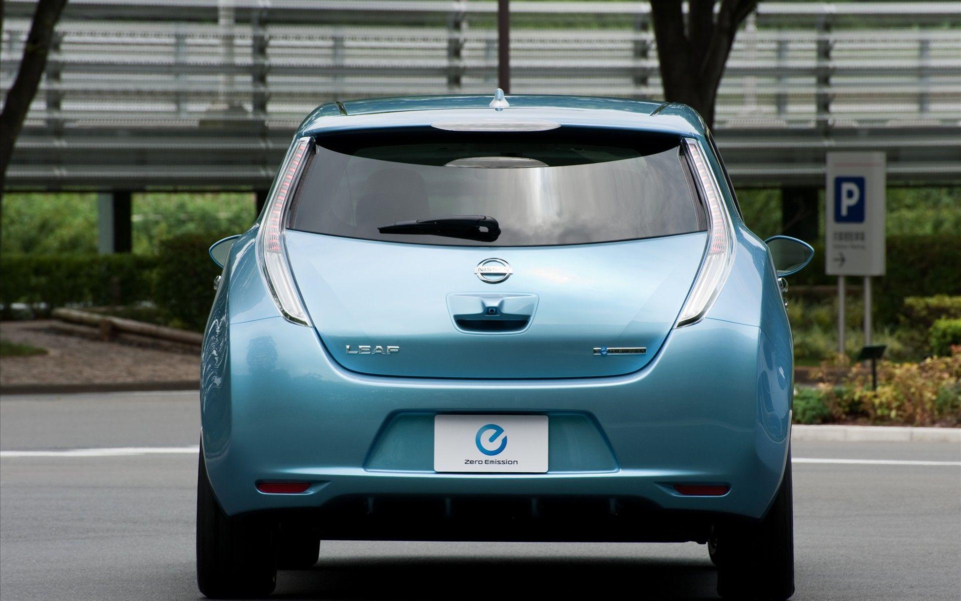 Nissan Leaf. Free Desktop Wallpaper for Widescreen, HD and Mobile