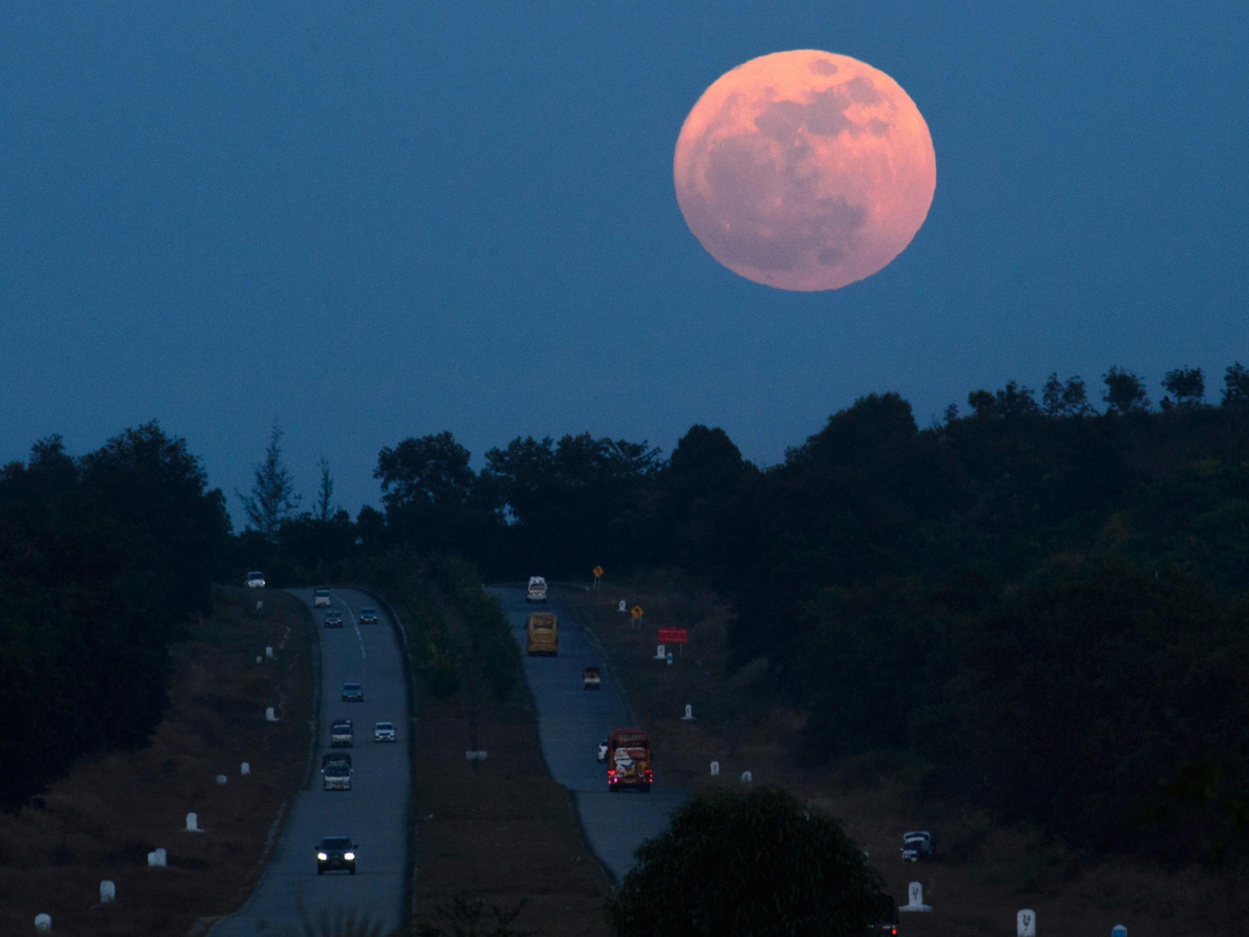 Super blue blood moon: End of January to see stunning collision