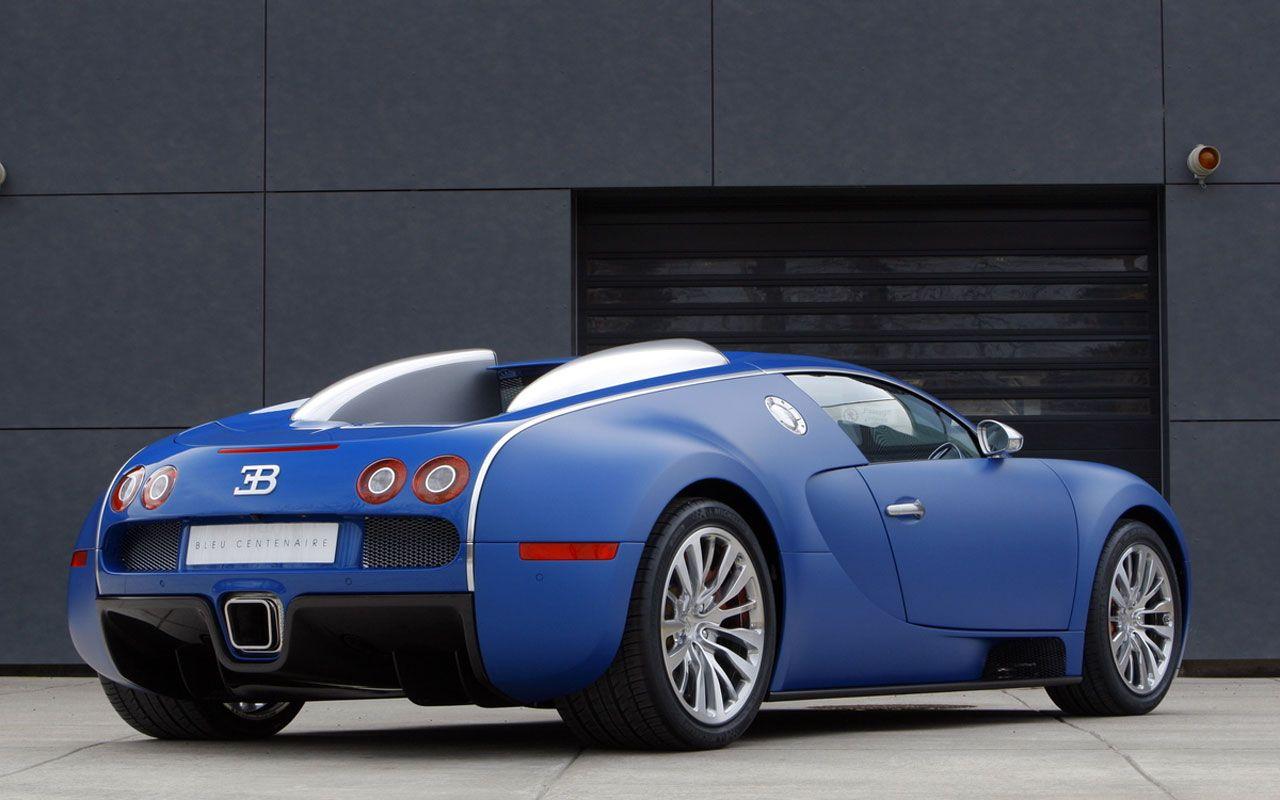 Blue Bugatti Veyron.lovely. I love the color blue
