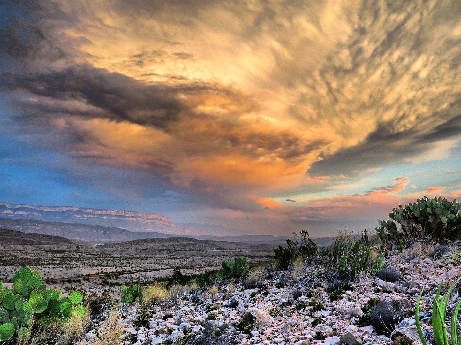 Today's sunset in Big Bend National Park, Texas HD Wallpaper From