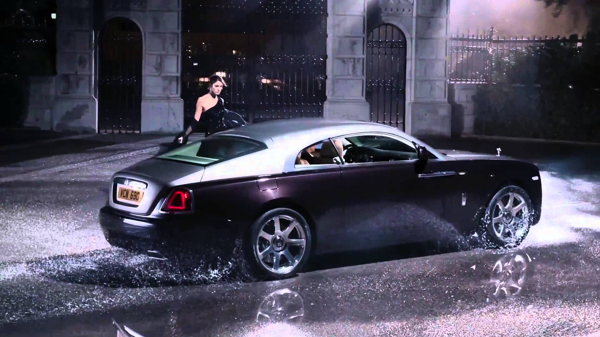 Rolls Royce Wraith Commercial