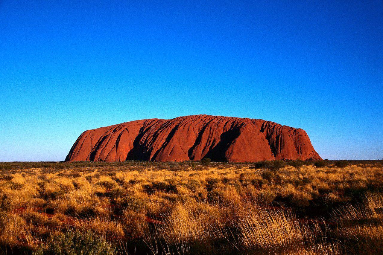 Uluru HD Wallpaper and Background Image