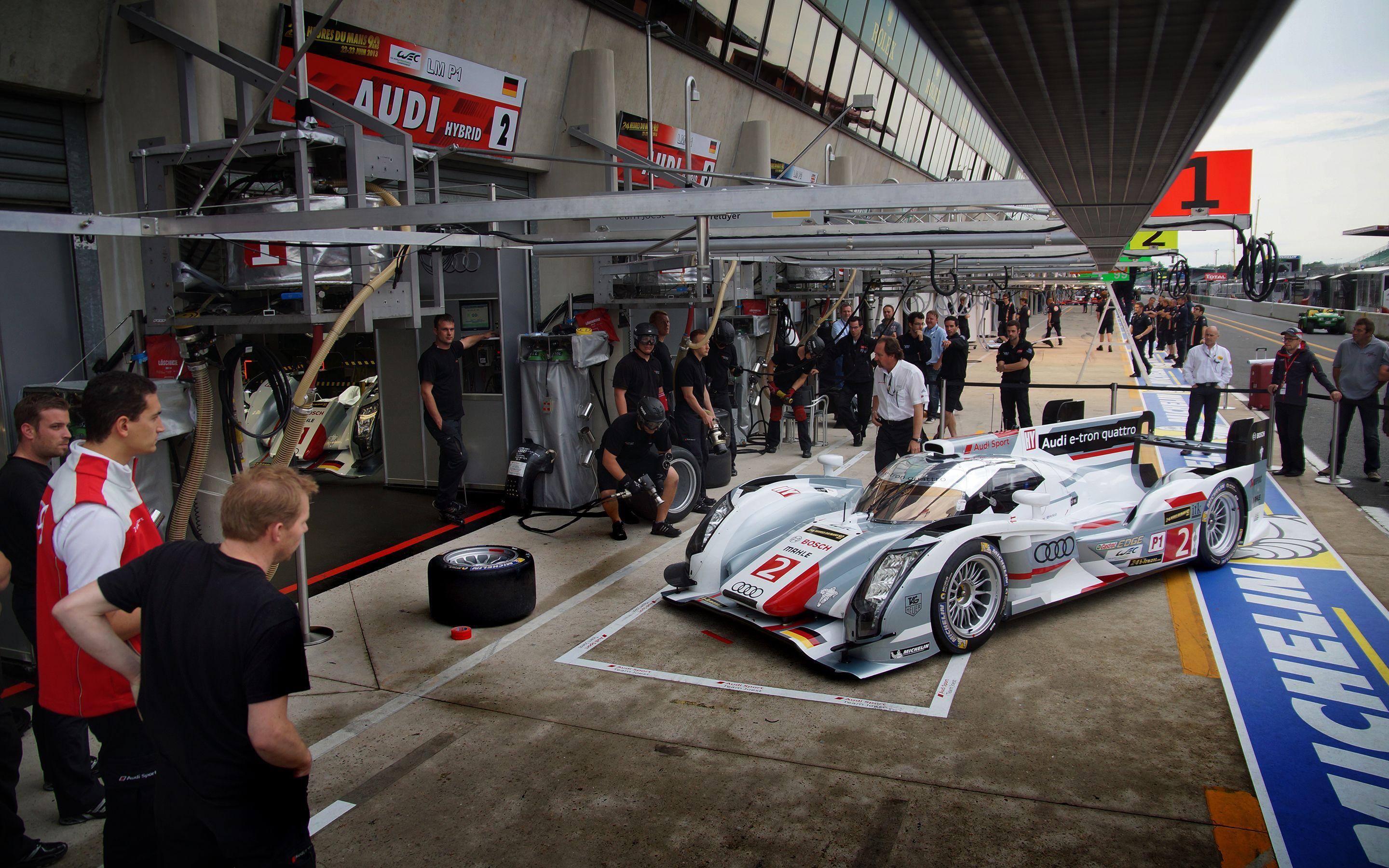 WotD: Pit Practice at the 24 Hours of Le Mans
