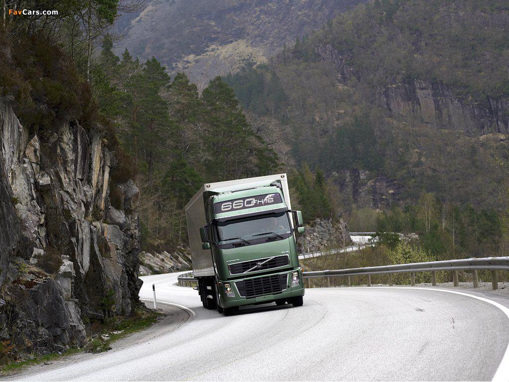 Volvo FH16 4x2 2003–08 wallpaper (1024x768)