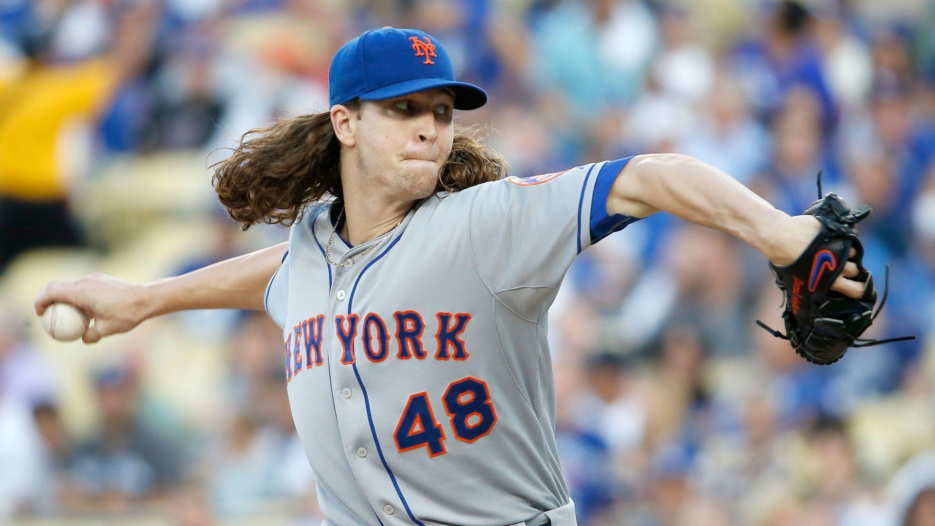 Jacob deGrom refuses to sign Mets' 2016 contract, will only make