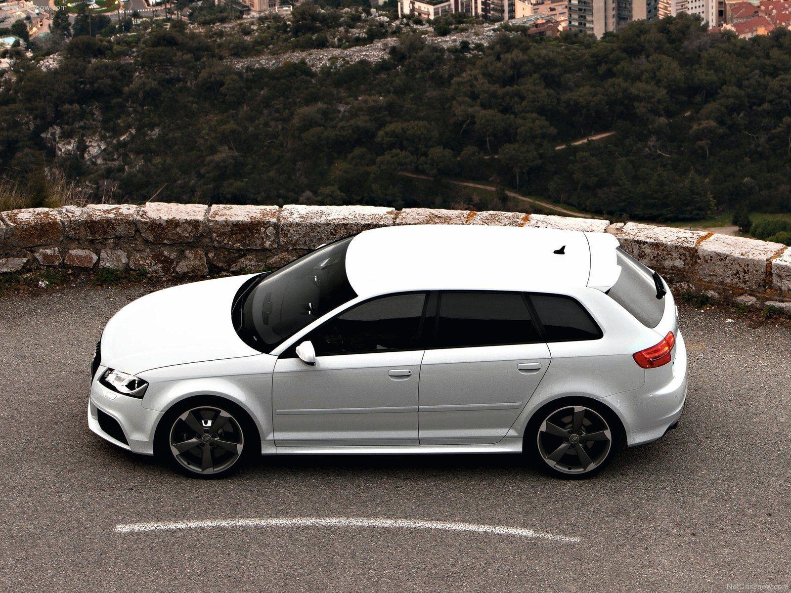 Audi RS3 Sportback picture. Audi photo gallery