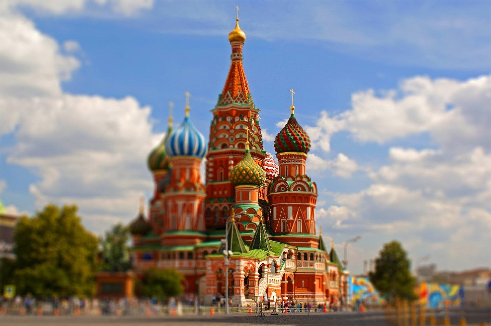 Elegant Russia Wallpaper Free Download: The Heritage of History