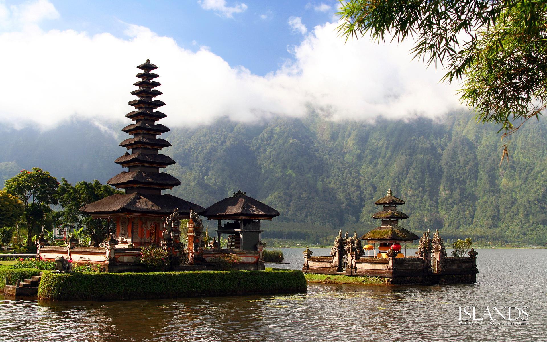 Temple on a background of mountains in Bali wallpaper and image
