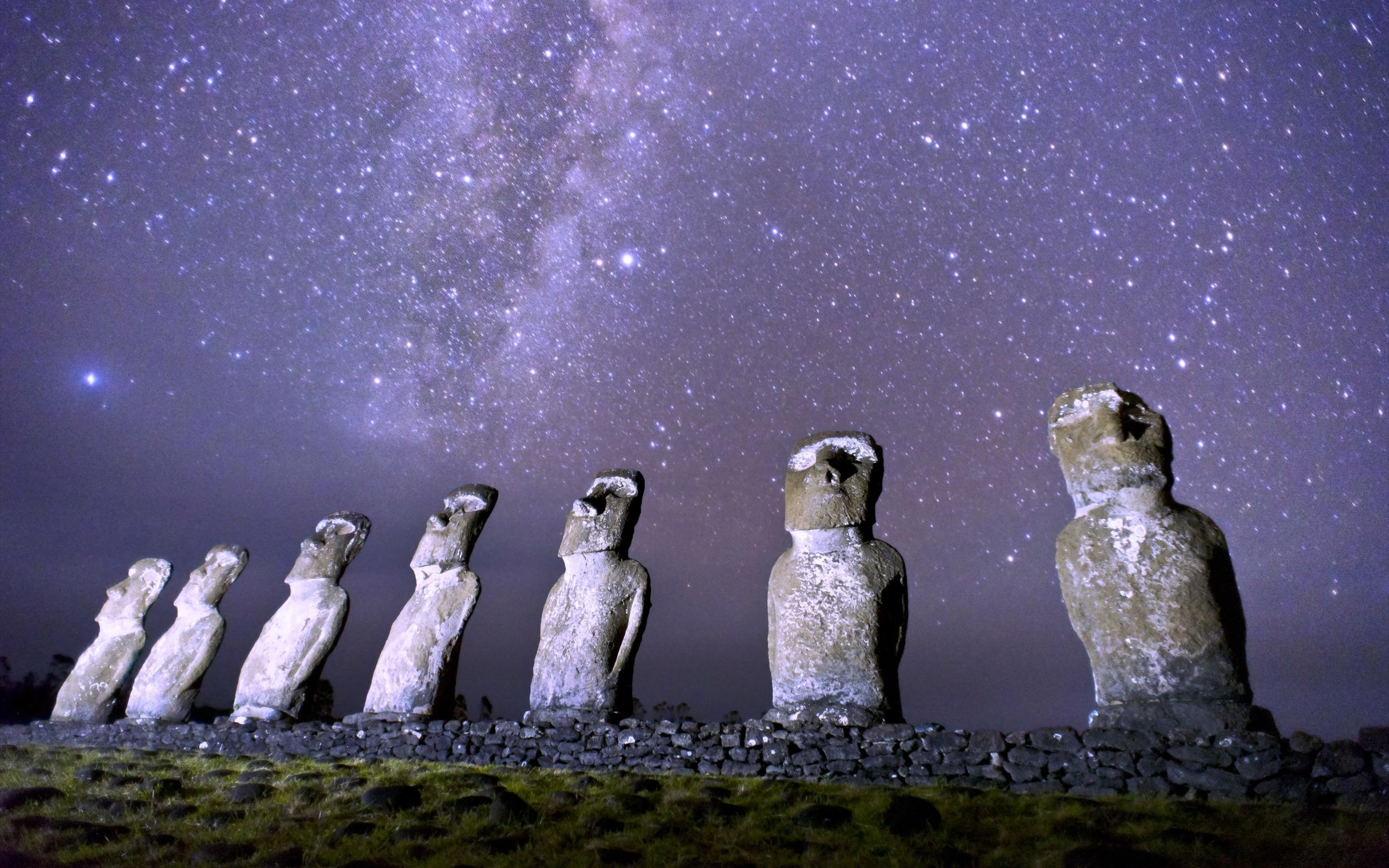 Wallpaper Magellanic clouds, Easter Island, Rapa Nui, Moai statues
