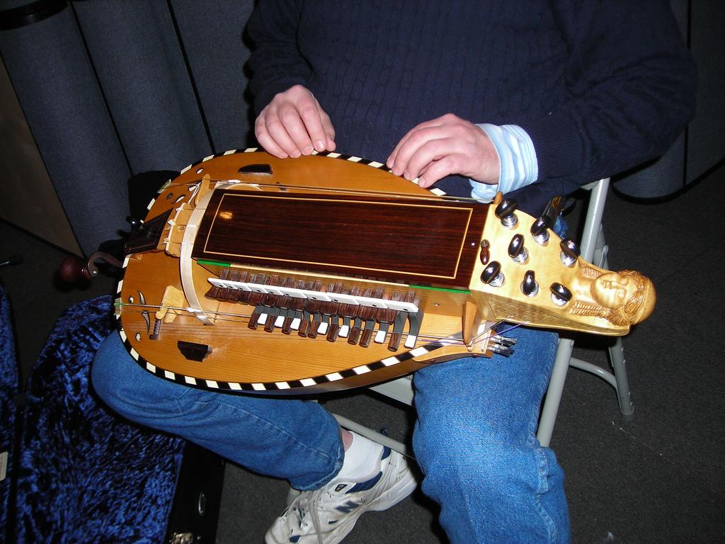 Laurie Anderson's Hurdy Gurdy On Soundcheck. WNYC New York Public