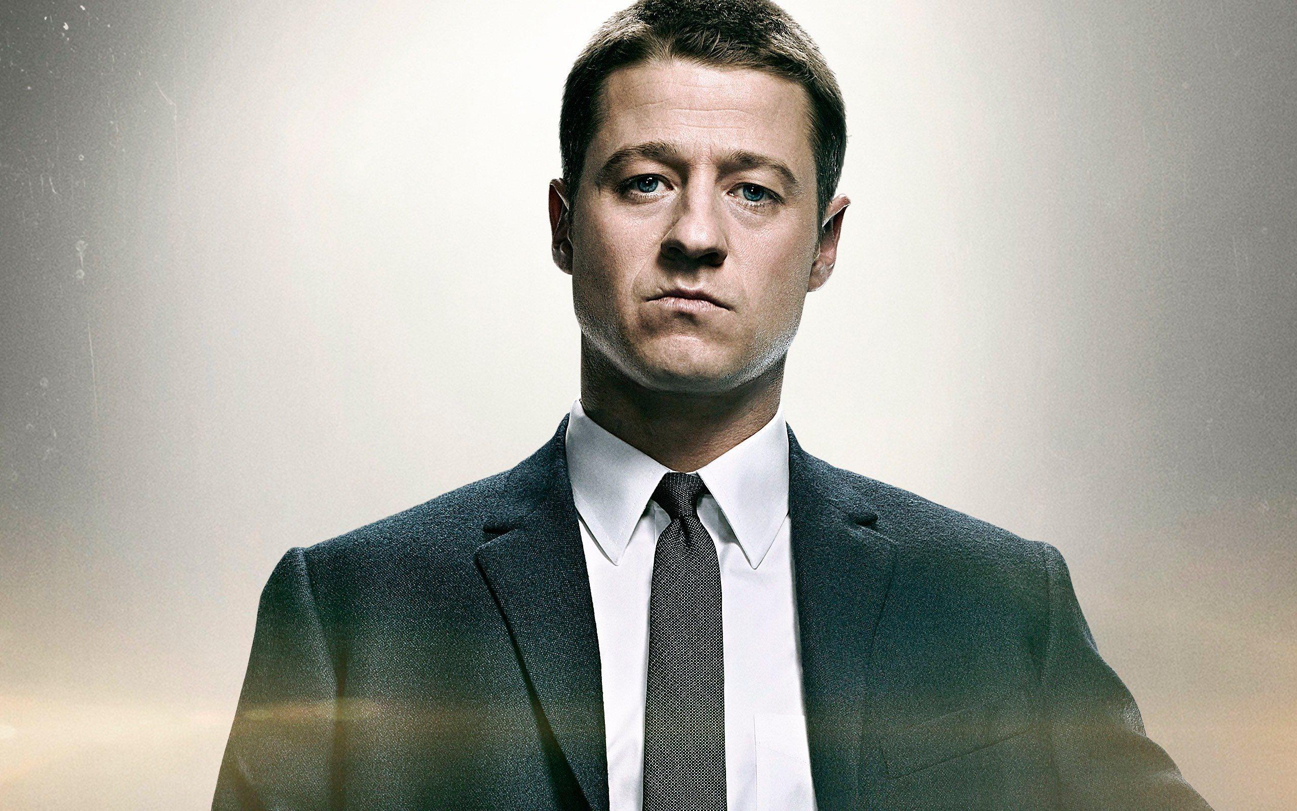 Download wallpaper ben mckenzie, series, gotham, james gordon