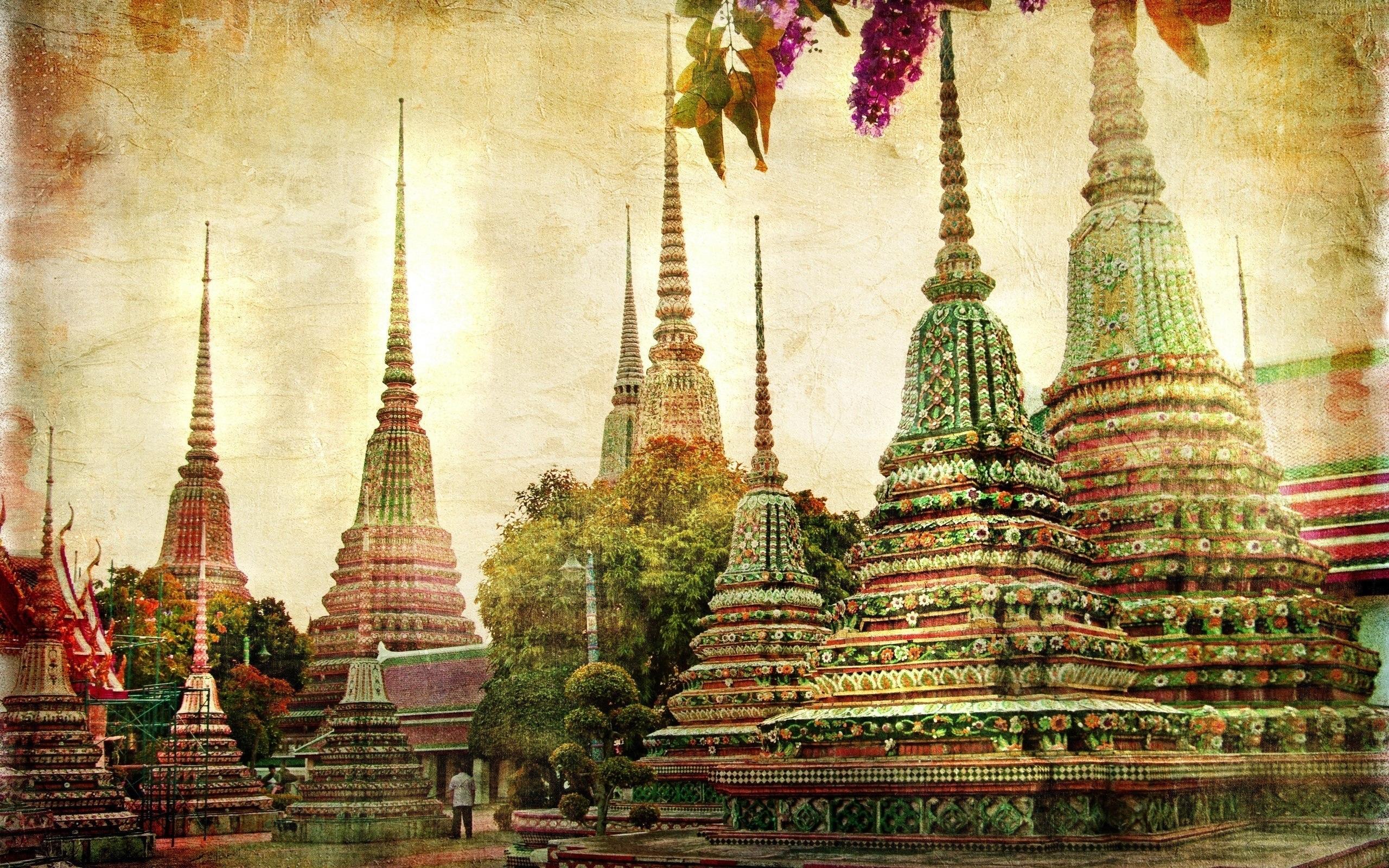 Temples in colors in Bangkok, Thailand wallpaper and image