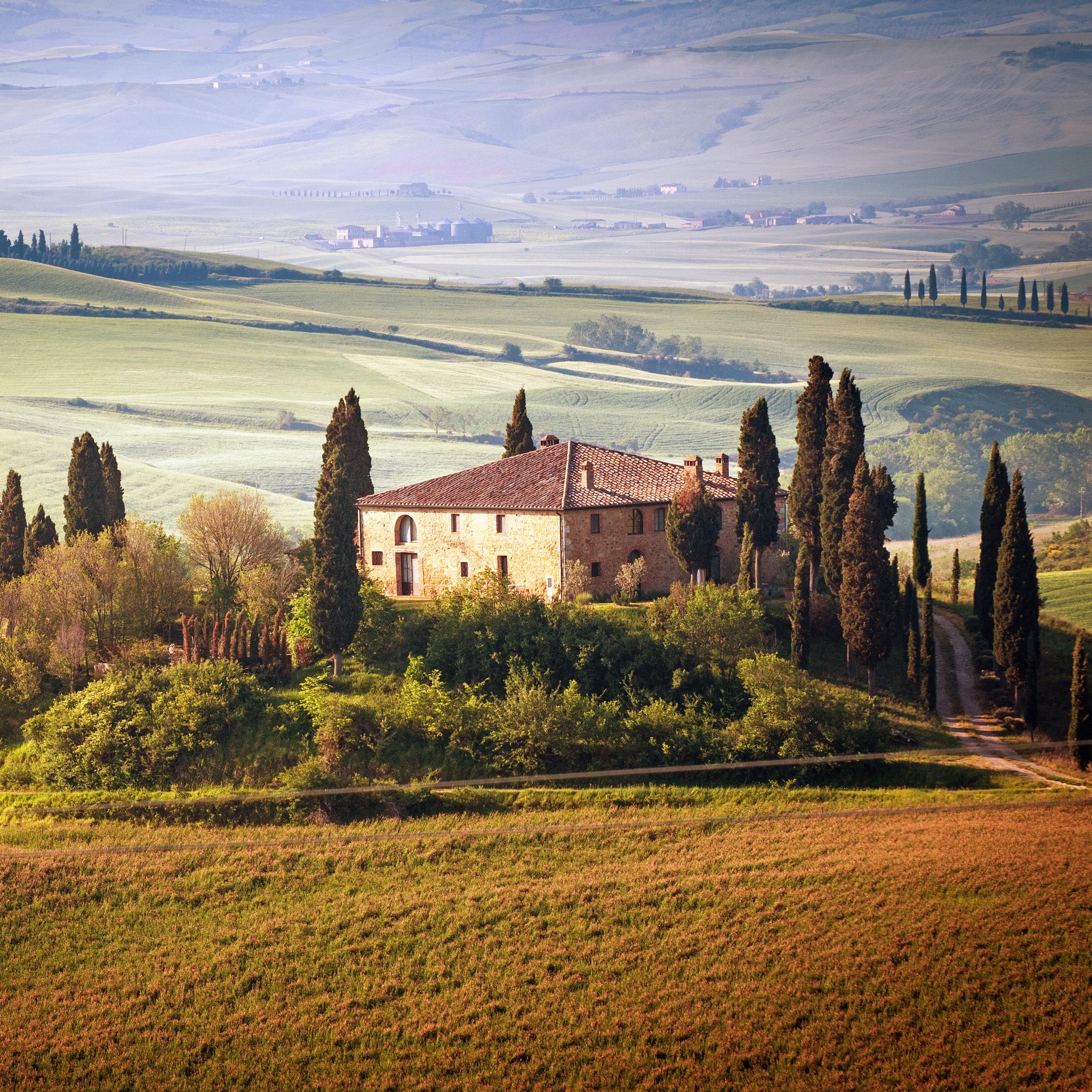 Download wallpaper 2780x2780 italy, tuscany, summer, countryside