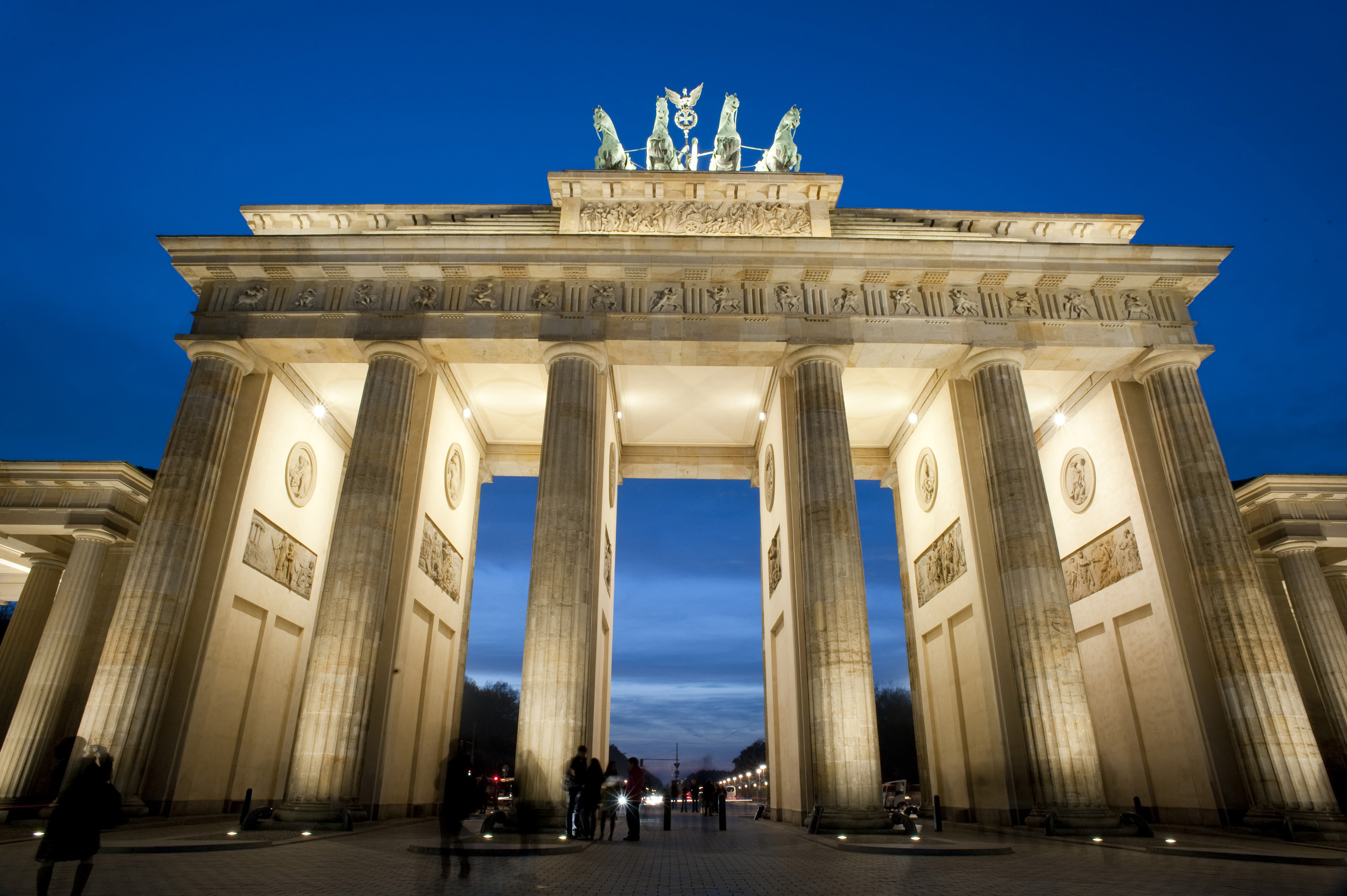 Brandenburg Gate HD Wallpaper and Background Image