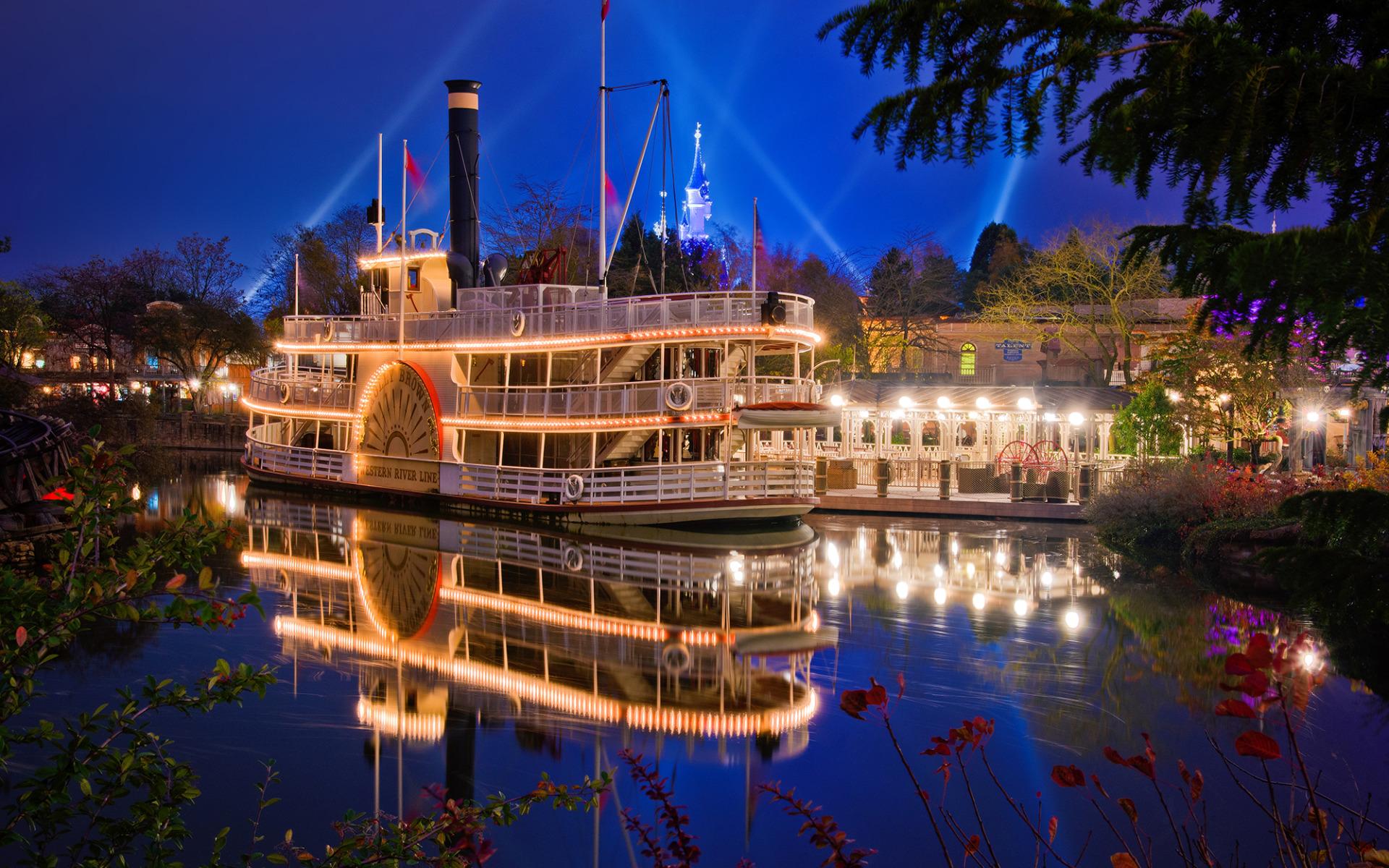 Molly Brown Riverboat, Disneyland Park widescreen wallpaper. Wide