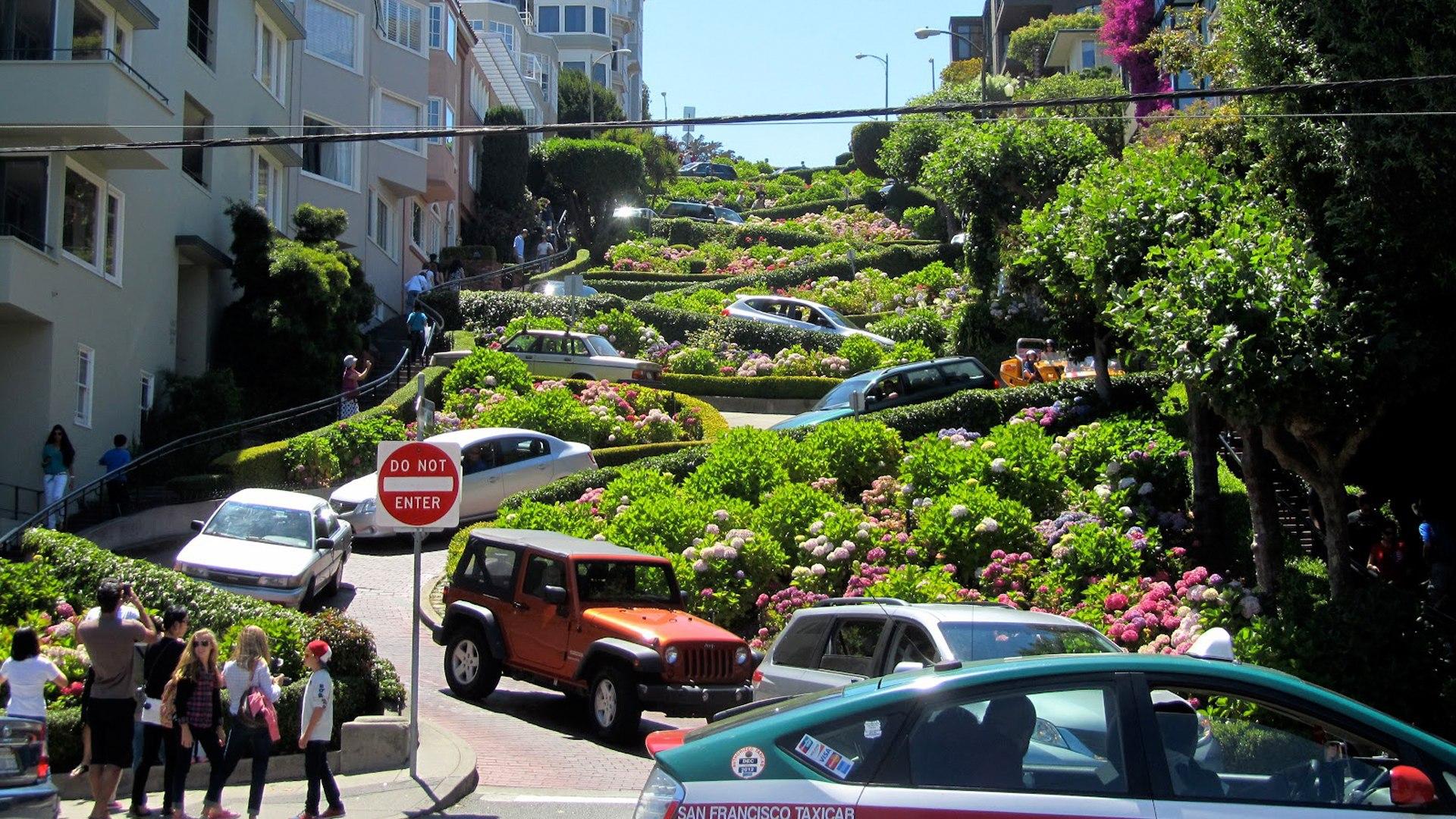 Lombard Street in San Francisco wallpaper and image