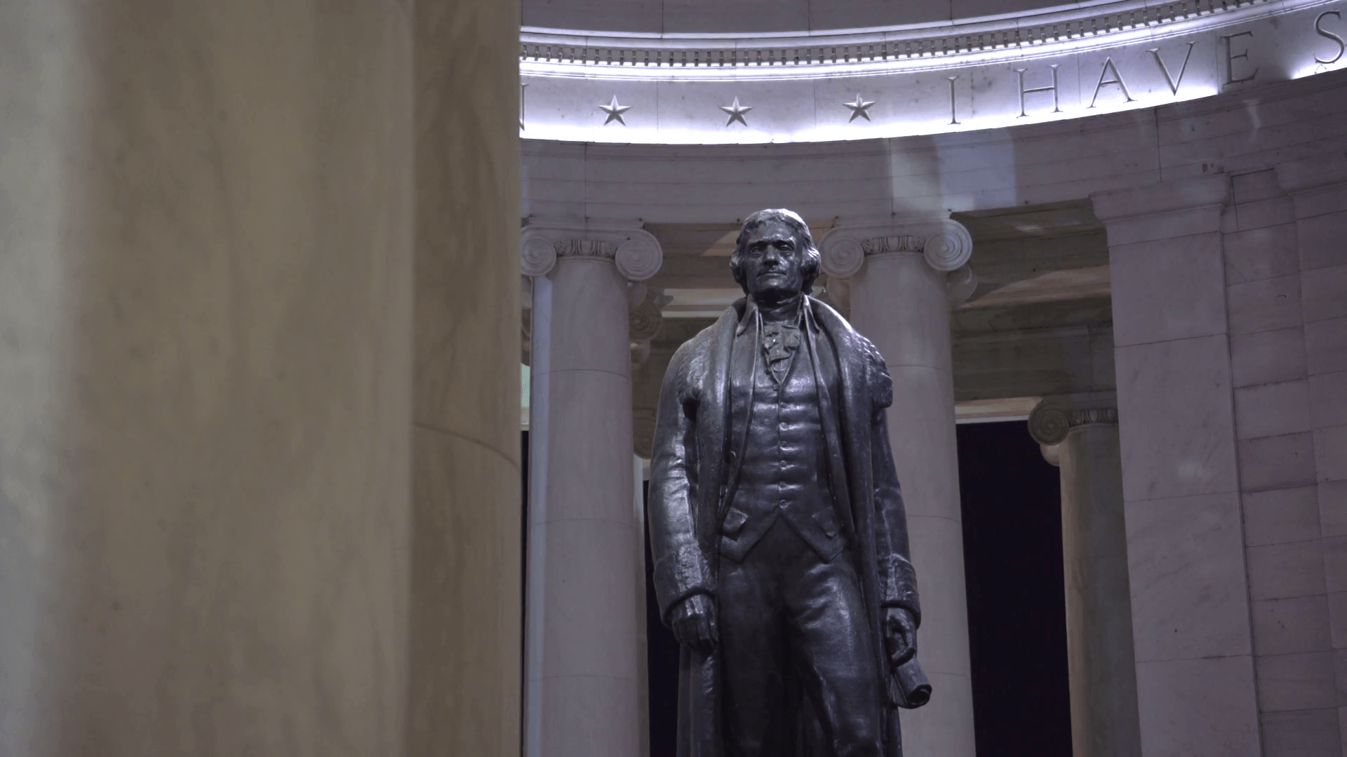 Thomas Jefferson memorial, slider shot DC Stock Video