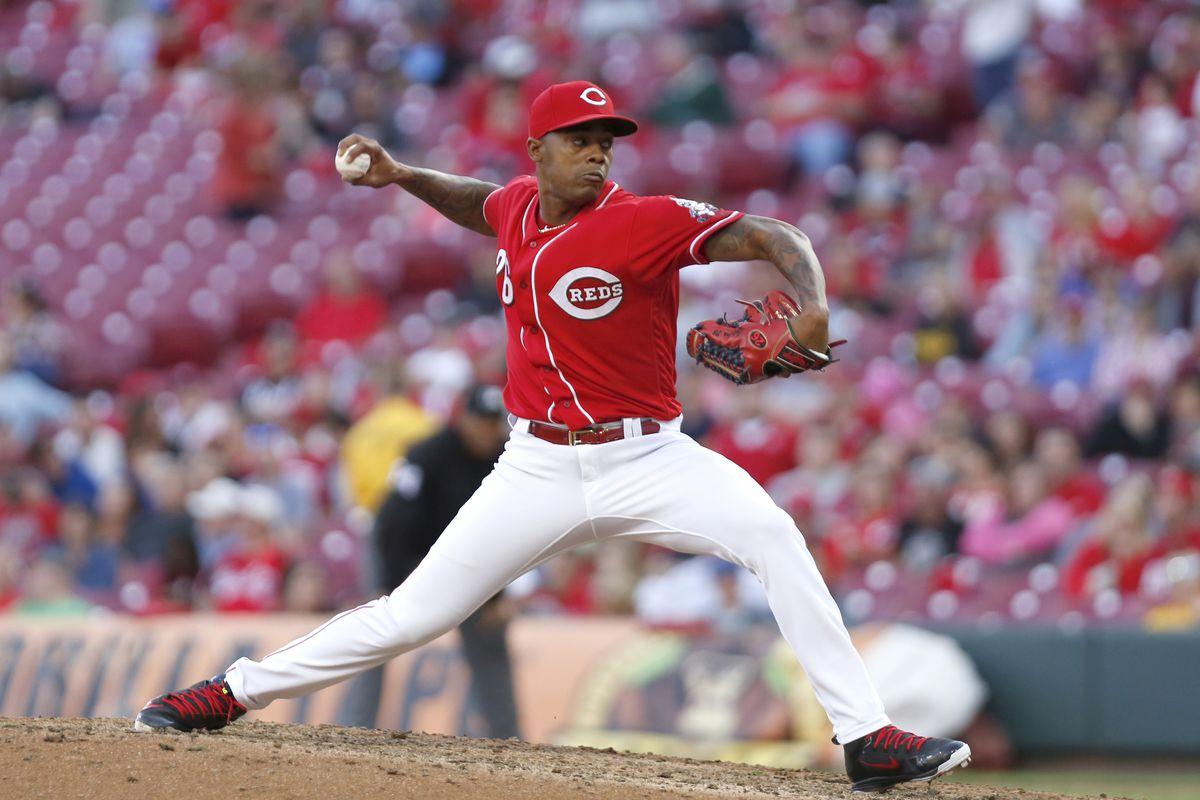 Reds Sign Raisel Iglesias To 3 Year Deal Daily Dish
