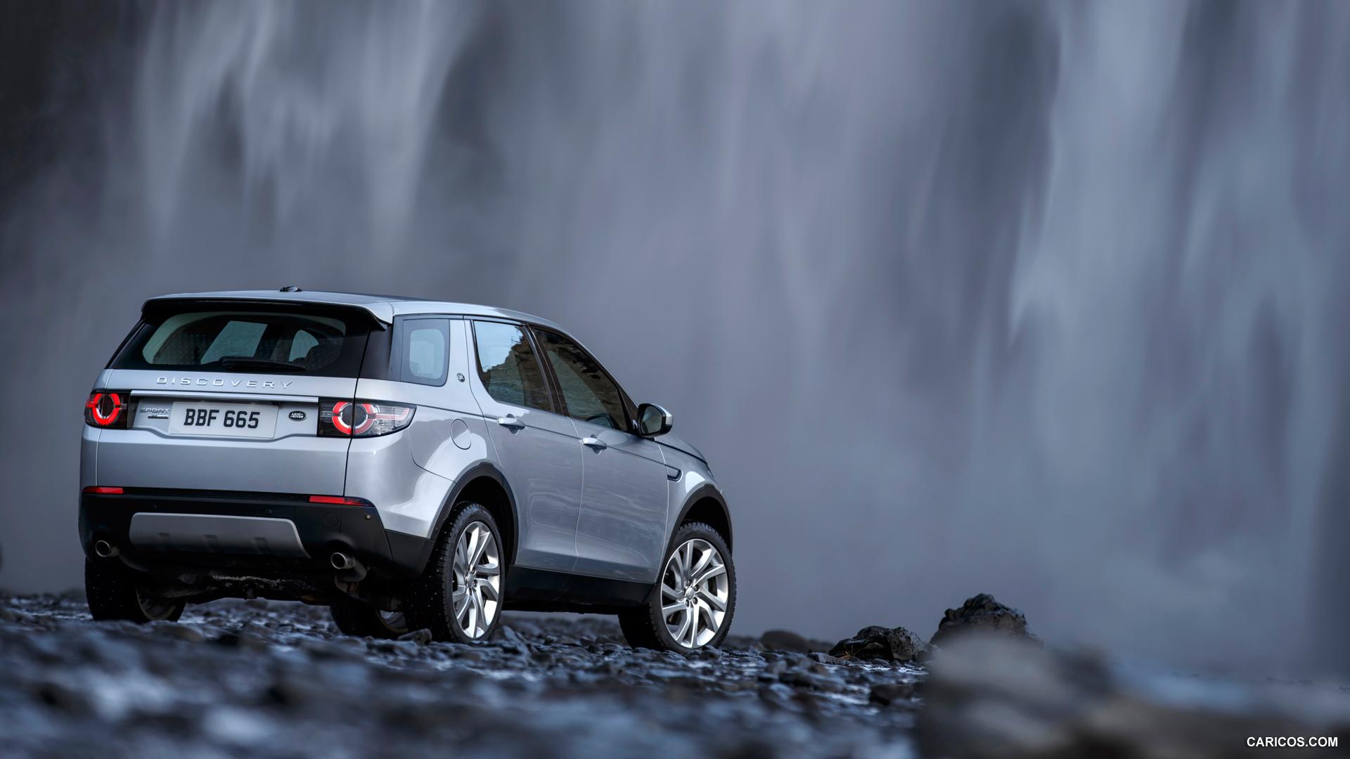 Land Rover Discovery Sport (Indus Silver). HD Wallpaper