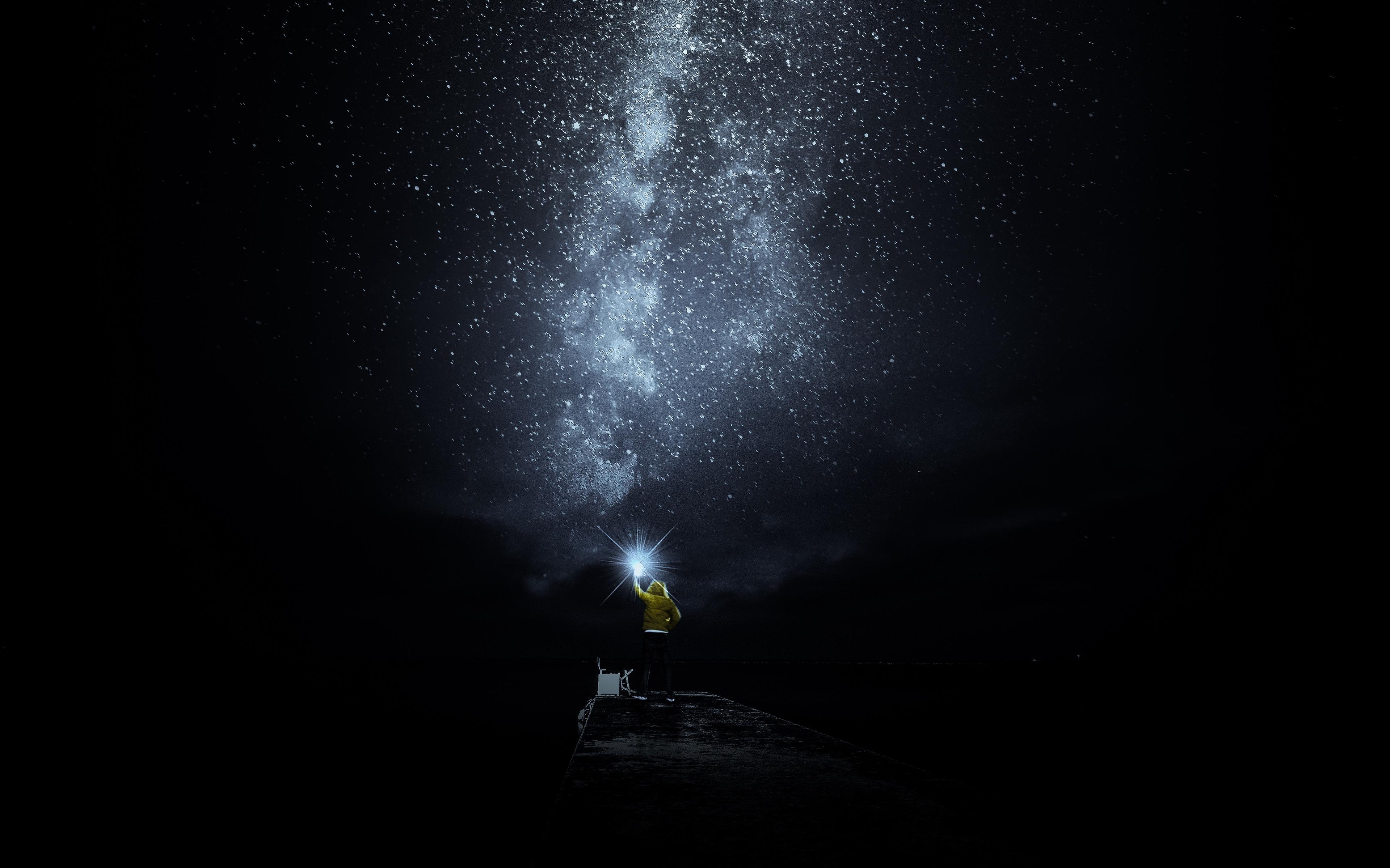 Download wallpaper 3840x2400 starry sky, man, loneliness, lonely