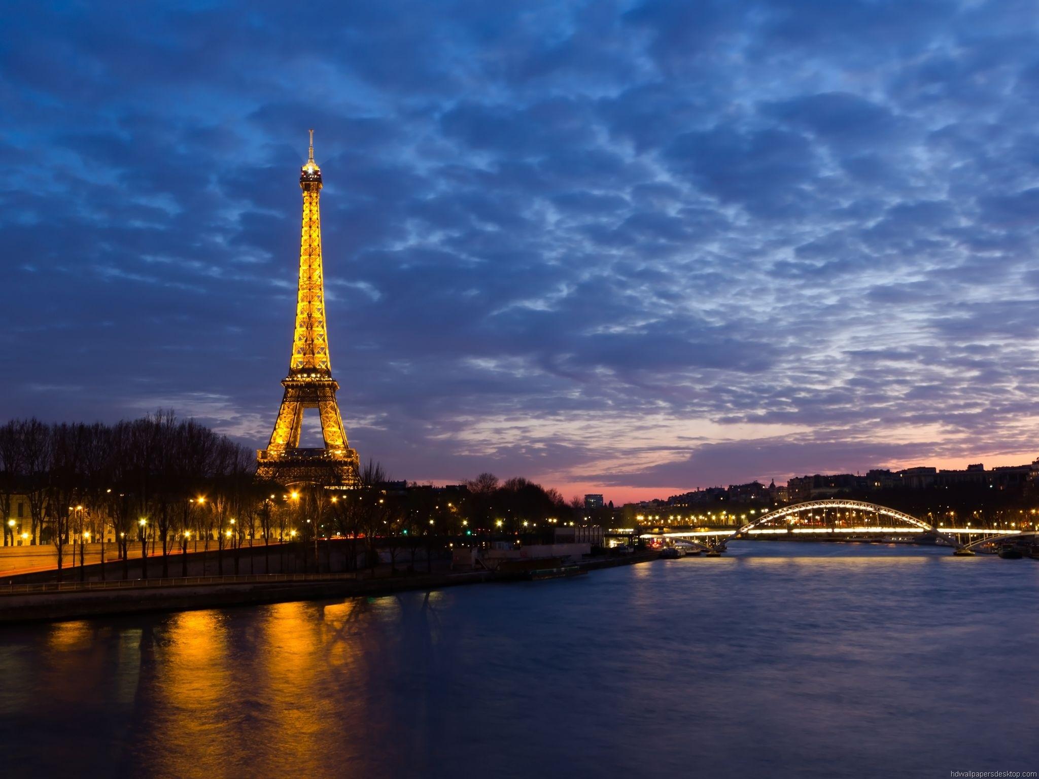 Paris Background For iPad Air 2048x1536 Desktop Wallpaper High