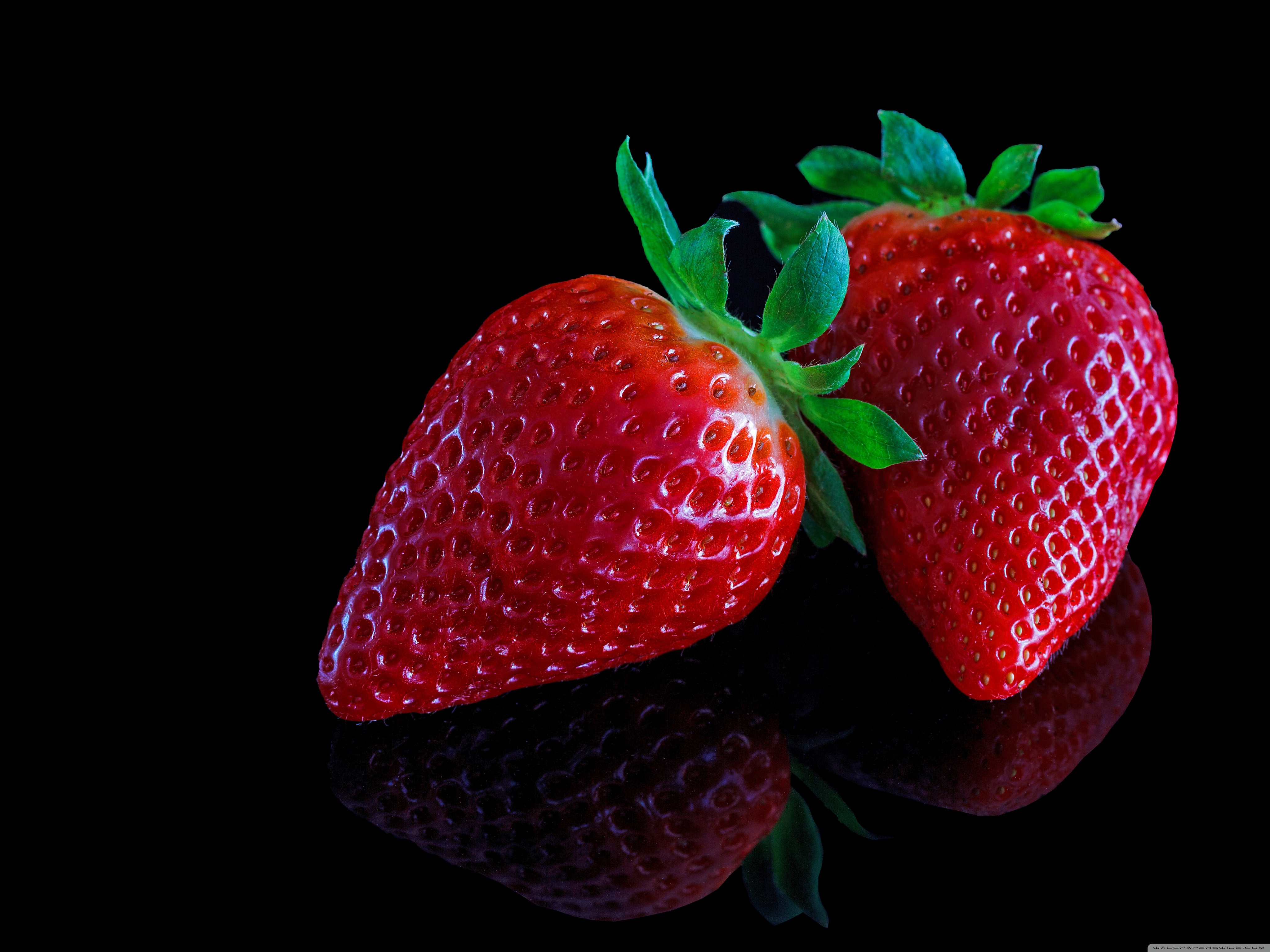 Strawberries On Black Background ❤ 4K HD Desktop Wallpaper for 4K