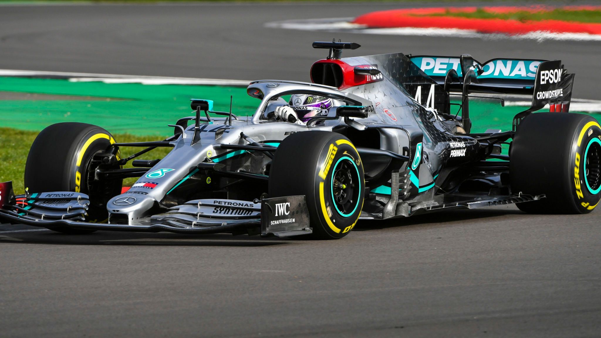 Exclusive Mercedes look on track: F1 champions explain 'bold' W11
