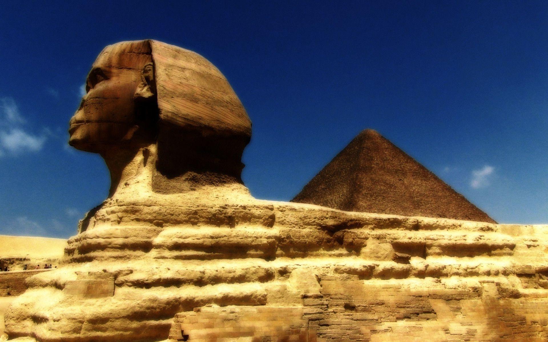 Great Sphinx in Giza Egypt Free and Wallpaper