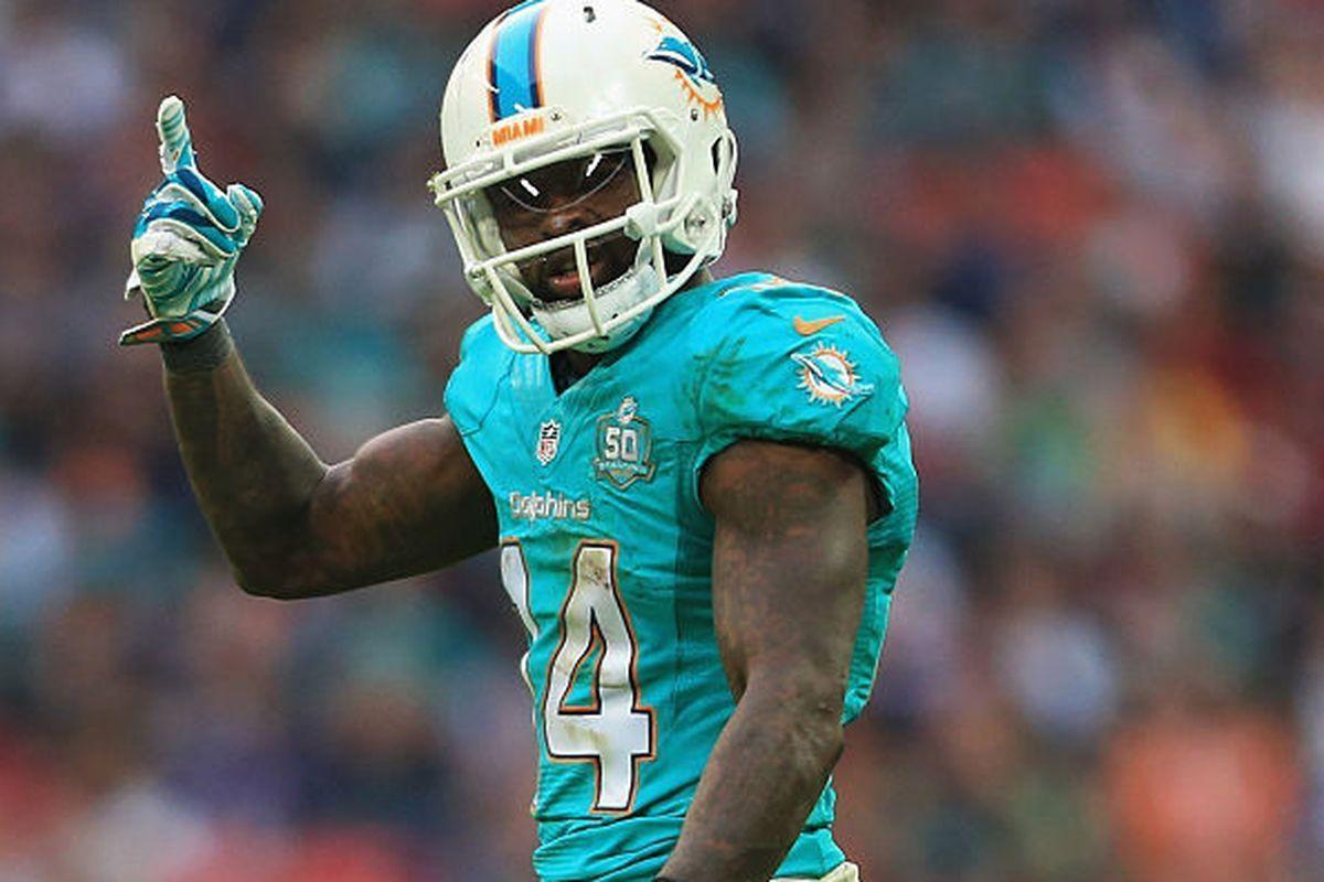 SUTTON's Salute to Jarvis Landry's First Down Signal