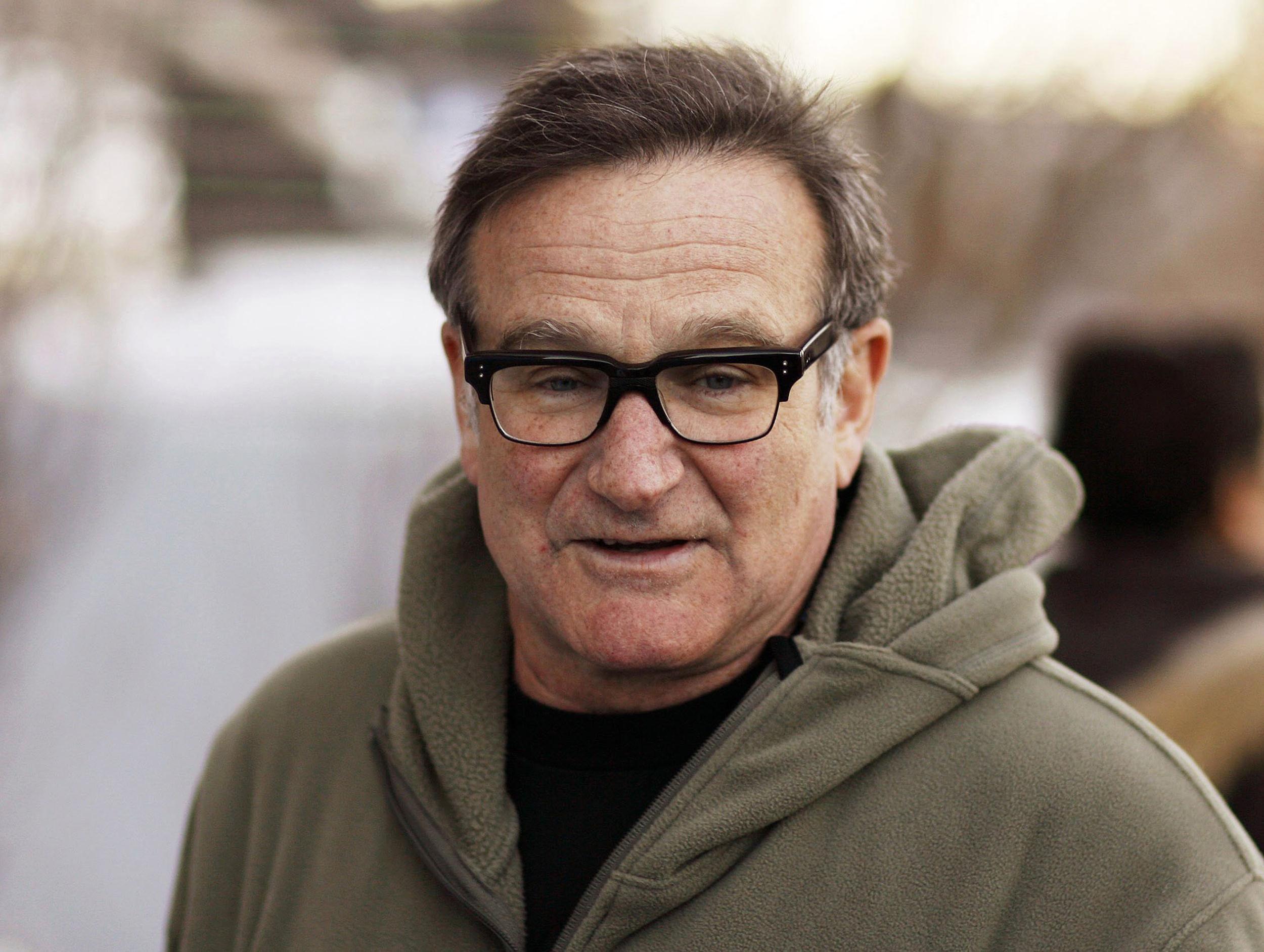 Robin Williams Wallpaper Image Photo Picture Background