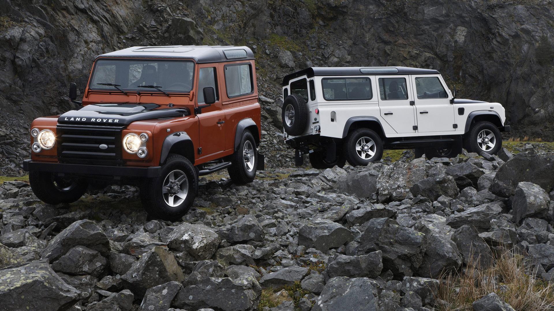 HD White and red Land Rover Defender Wallpaper. Download Free