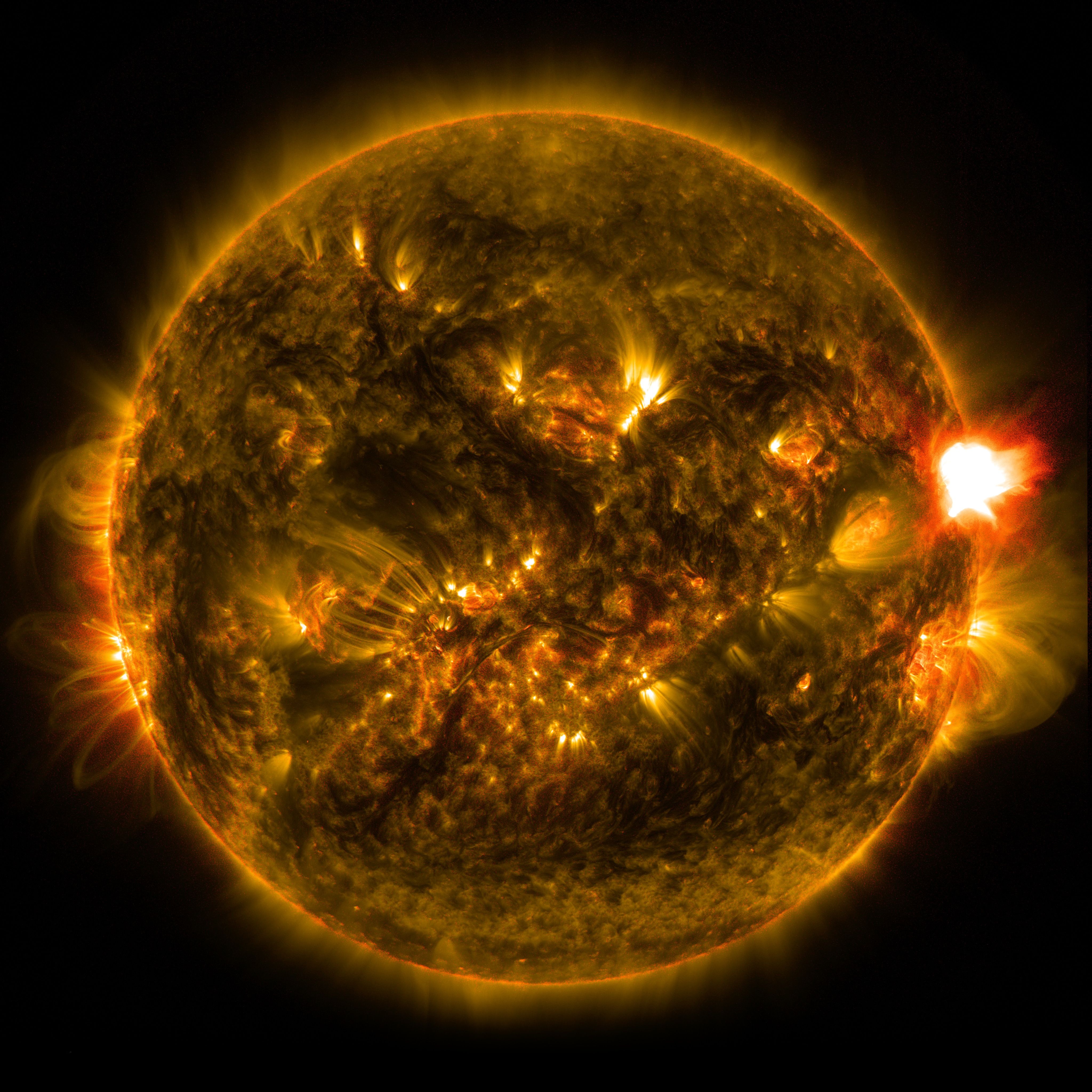 NASA Releases Image of 1st Notable Solar Flare of 2015
