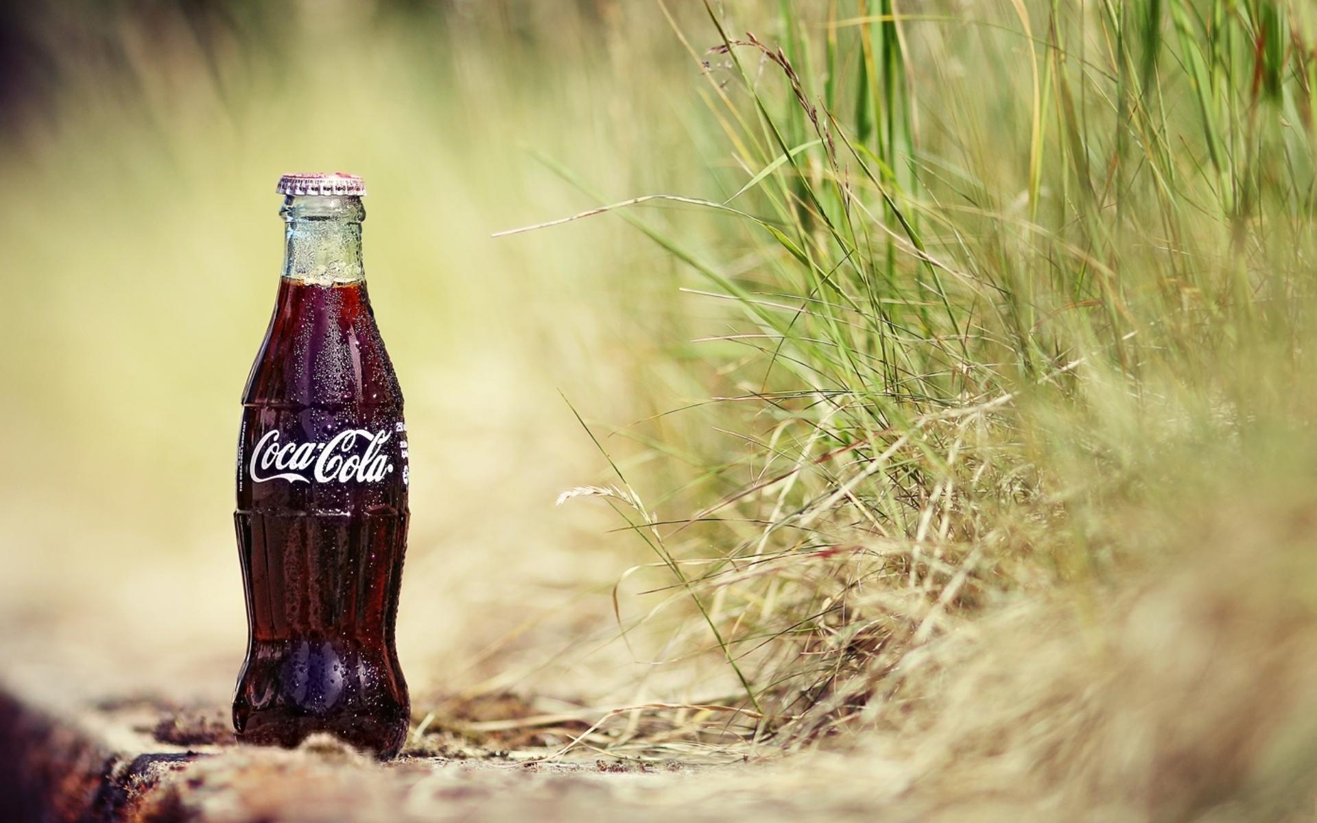 HD Photography Glass Bottles Coke Cola Desktop Background Image