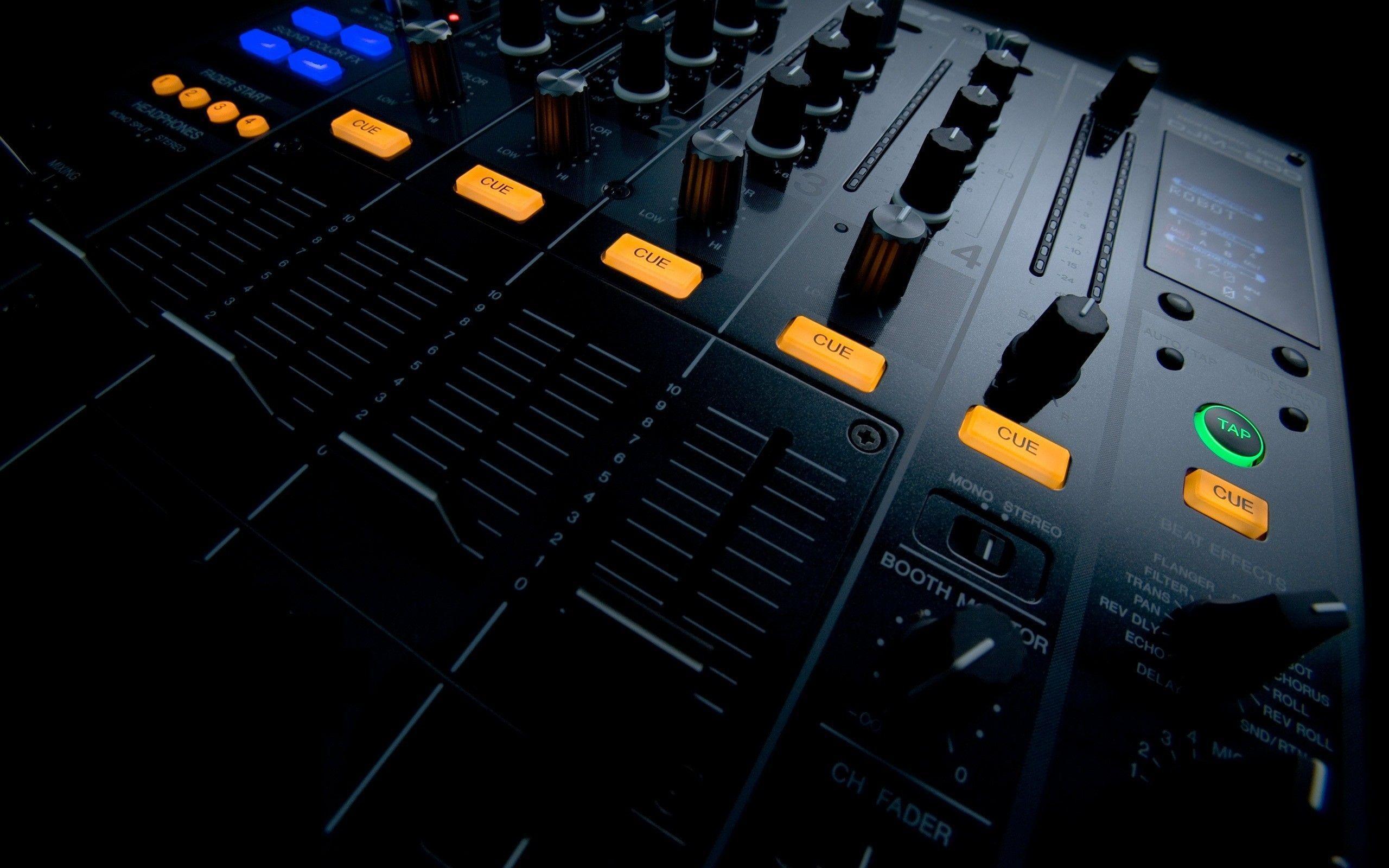 Other Music Mixing Table Wallpaper