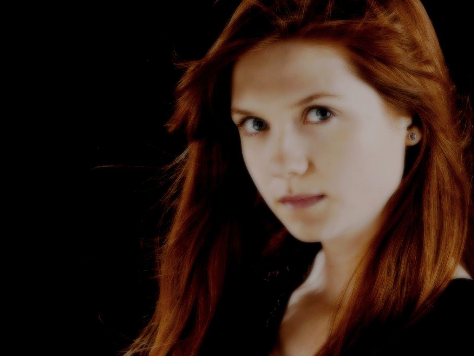 Get Harry Potter Jinny Weasley Pics