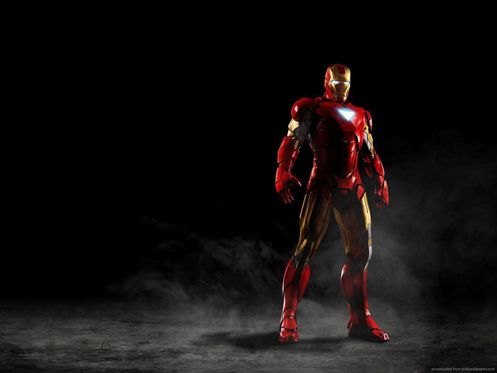 Download 1600x1200 Iron Man Battle Suit Wallpaper