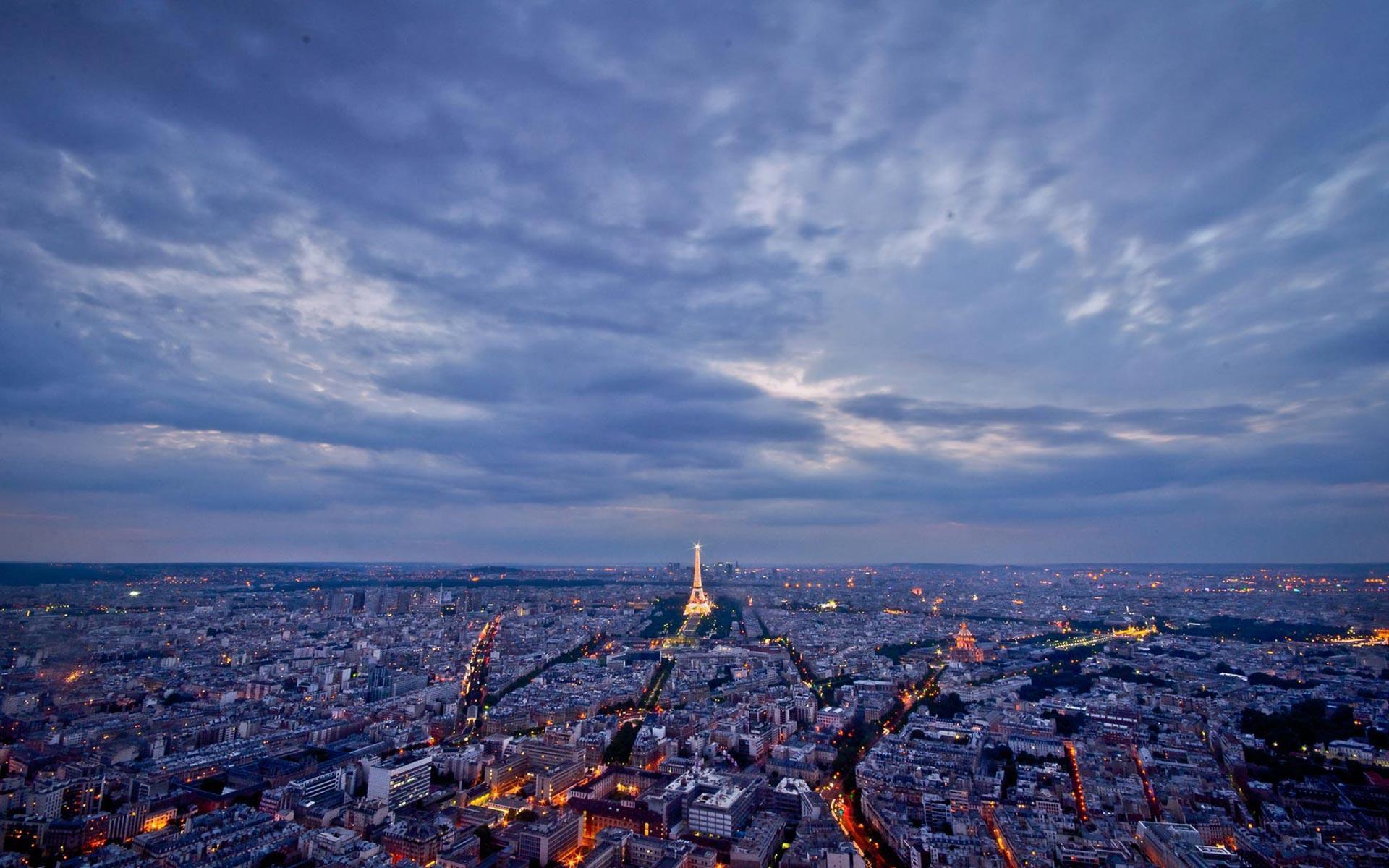 Paris In The Evening Wallpaper