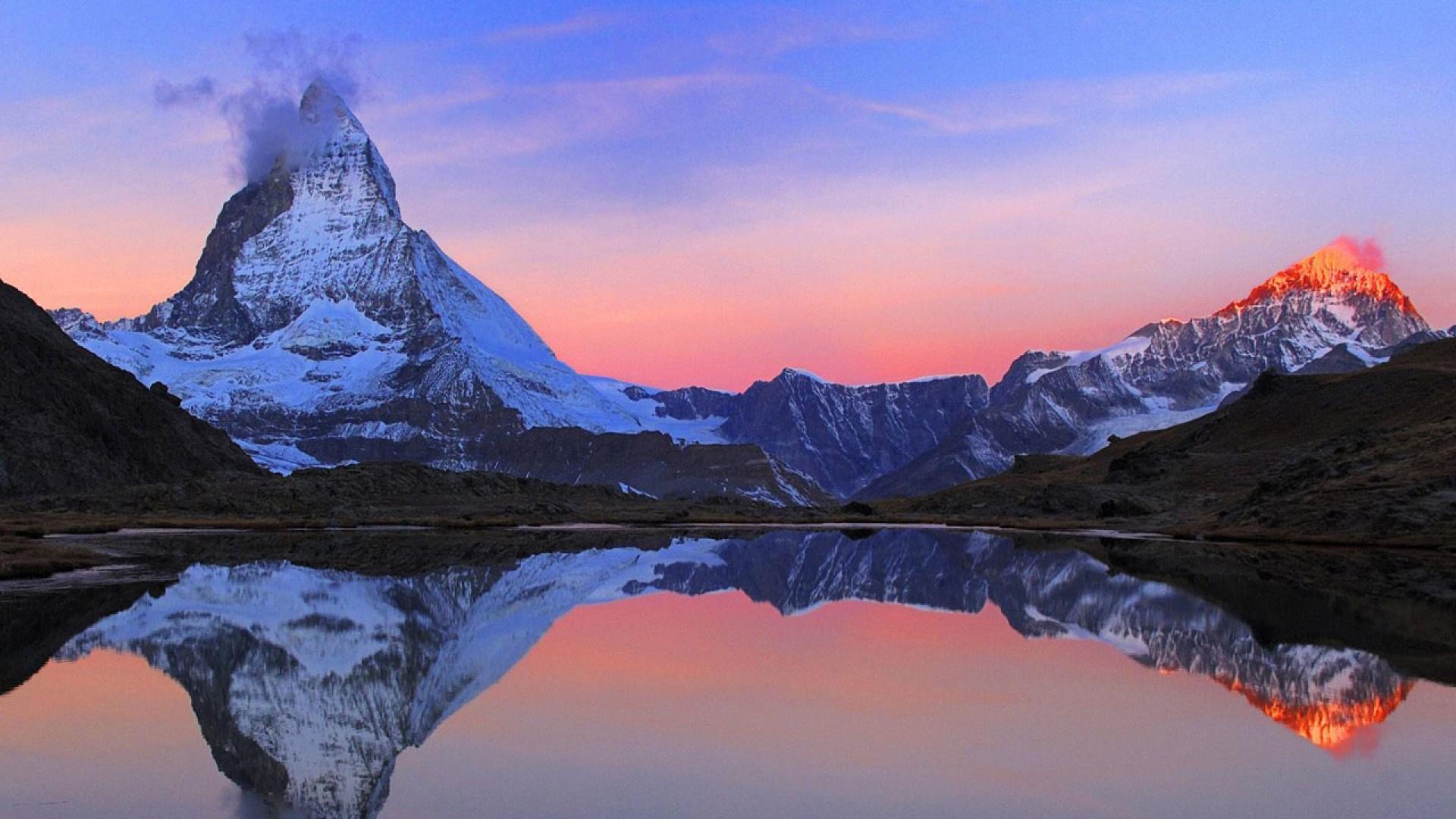 HD Break Of Dawn In The Swiss Alps Wallpaper