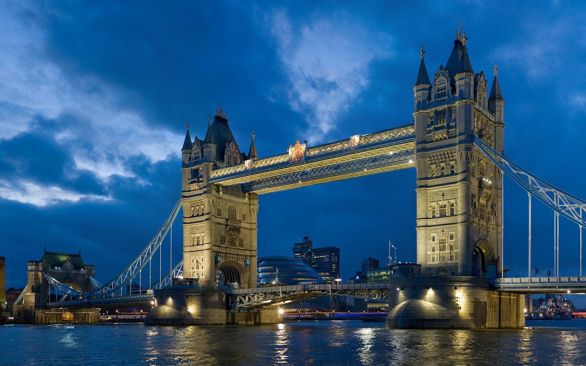 Tower Bridge London Twilight Wallpaper