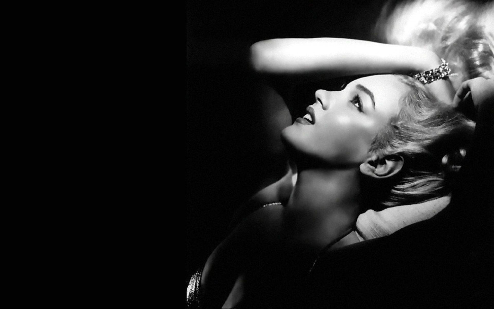 Marilyn Monroe Black and White High Resolution HD Wallpaper