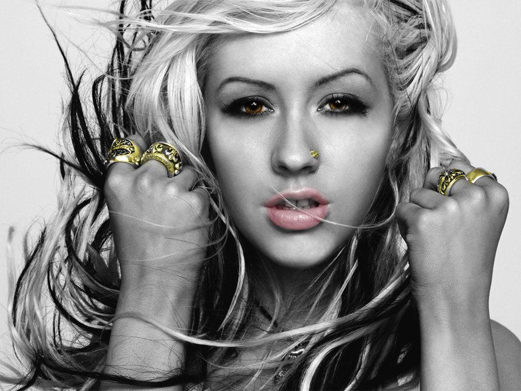Desktop Wallpaper · Celebrities · Music · Christina Aguilera