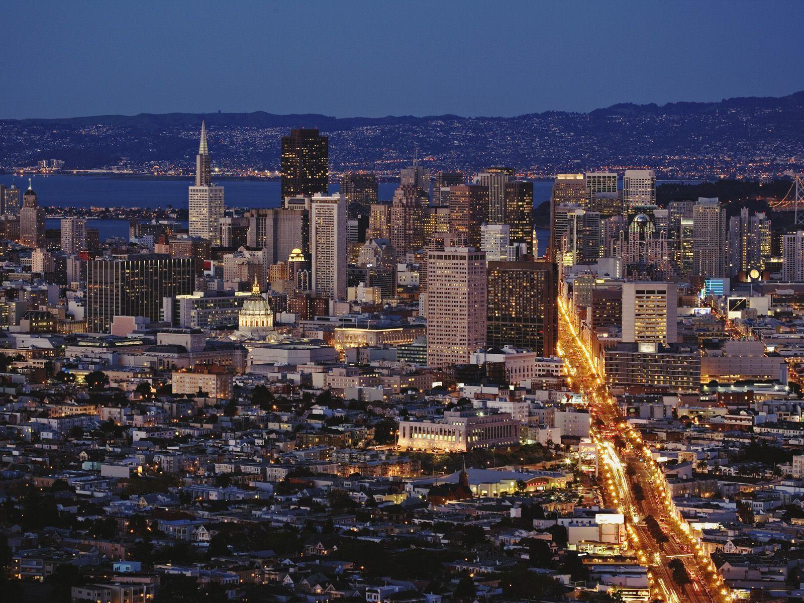 San Francisco Skyline Wallpaper Design for deskop. High Quality