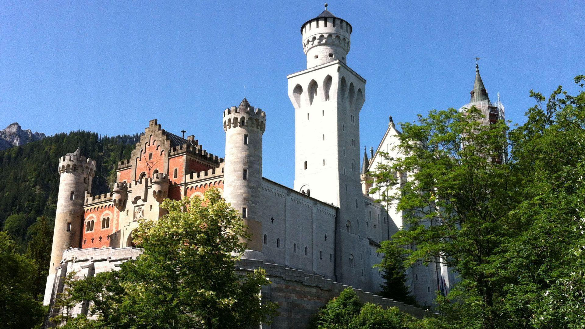 Neuschwanstein castle wallpaper HD Trip Tourism