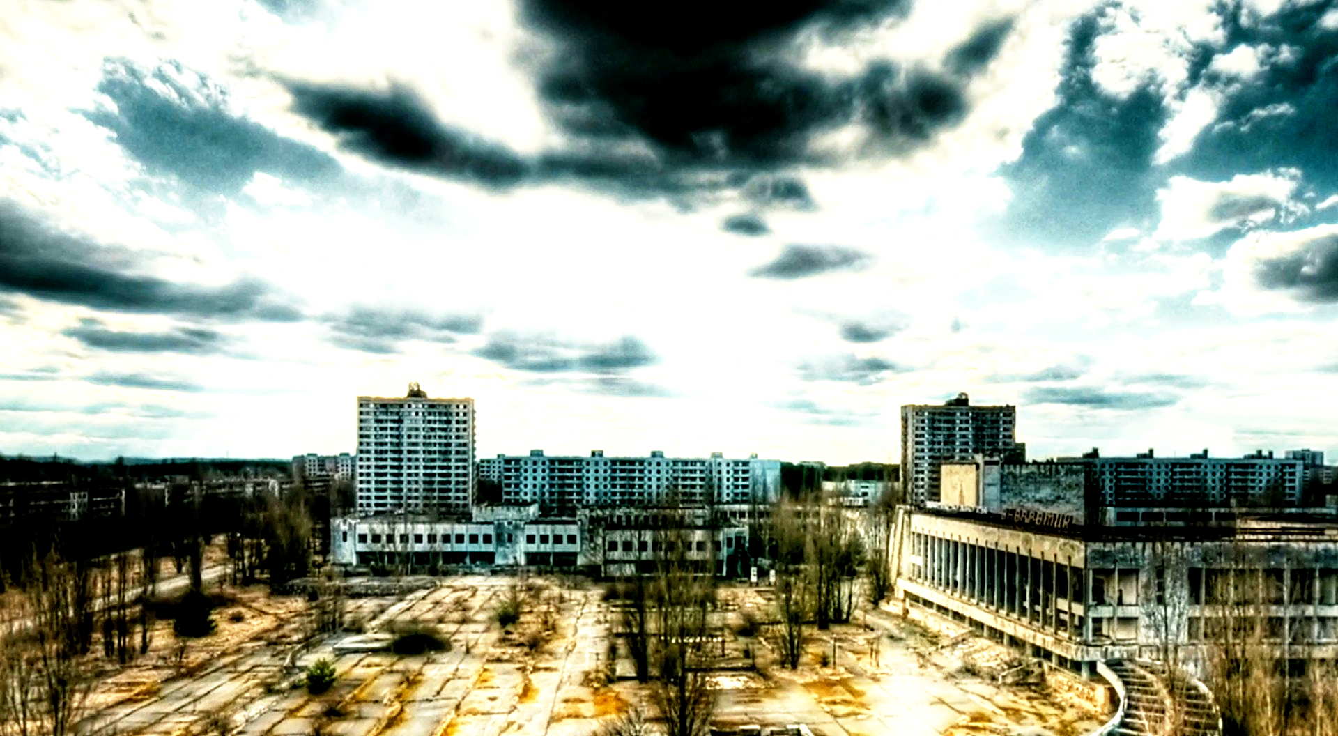Pix For > Chernobyl Diaries Wallpaper